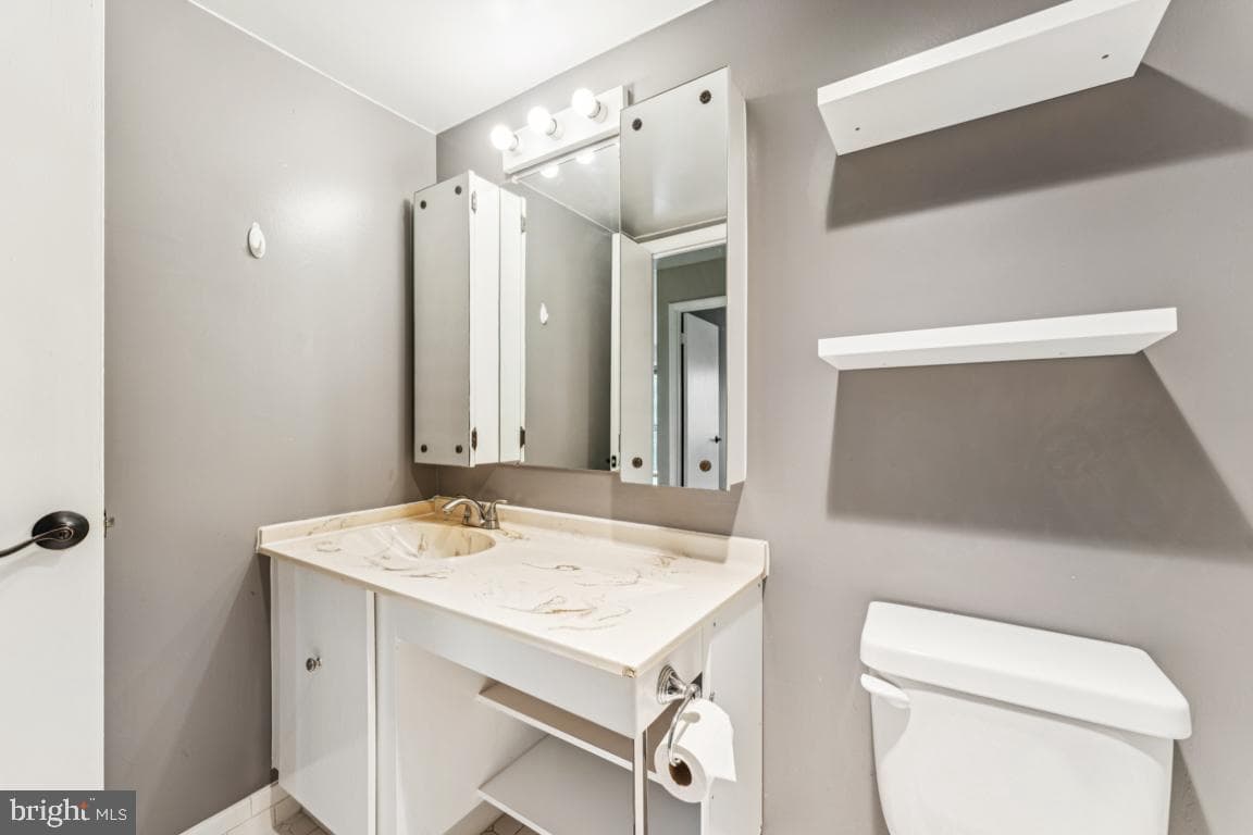 12001 Old Columbia Pike #407 photo 12