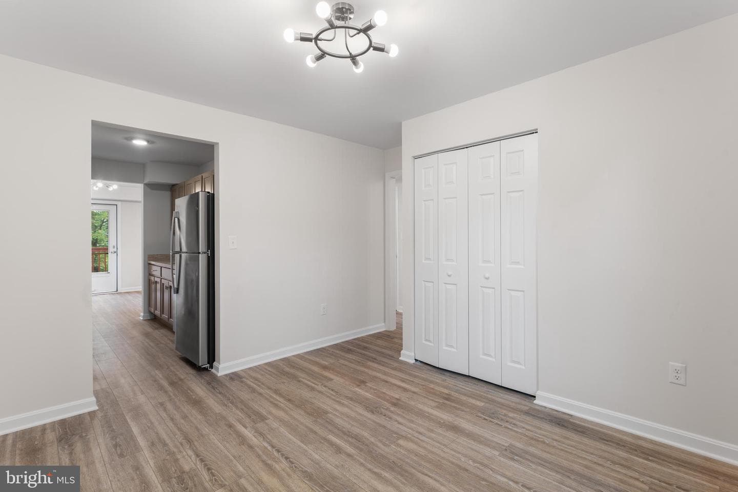 662 West Side Drive #1-H photo 10