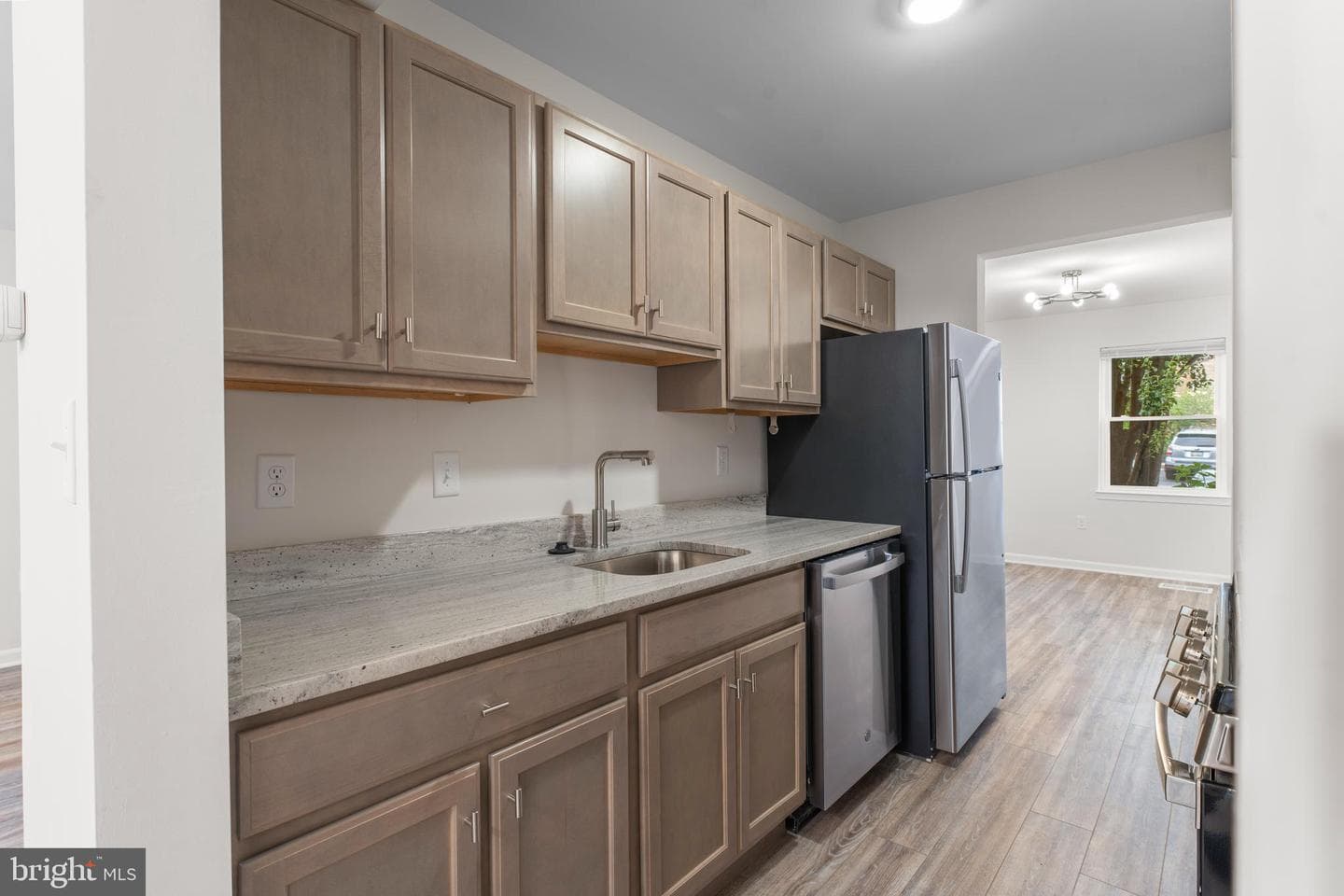 662 West Side Drive #1-H photo 12