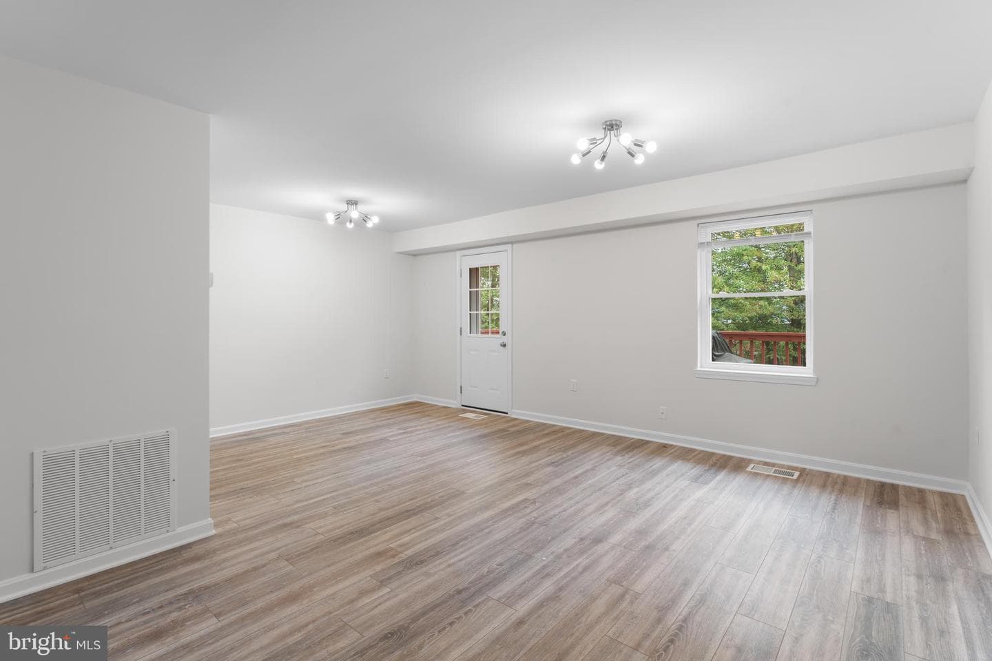 662 West Side Drive #1-H photo 14