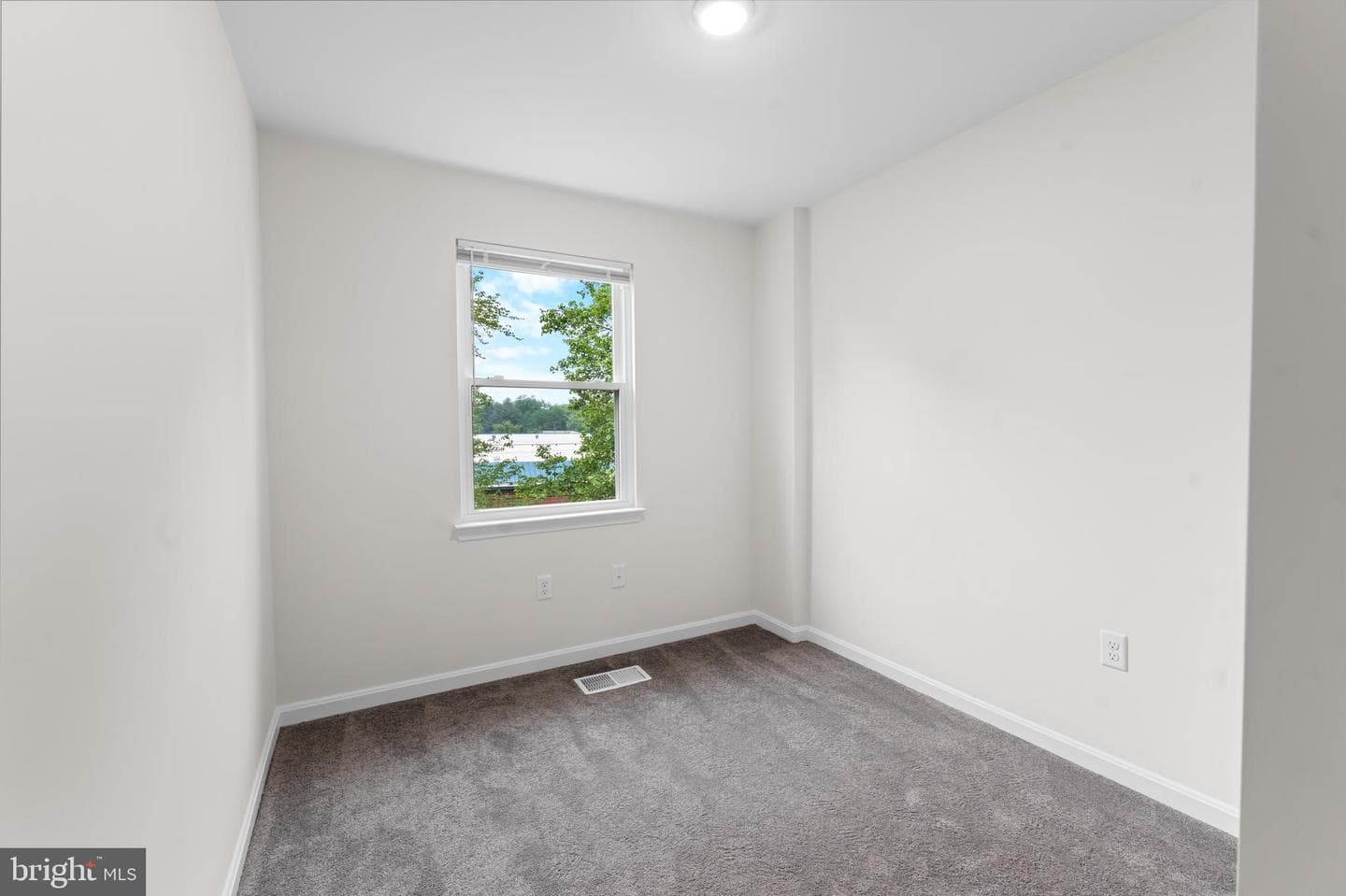 662 West Side Drive #1-H photo 20