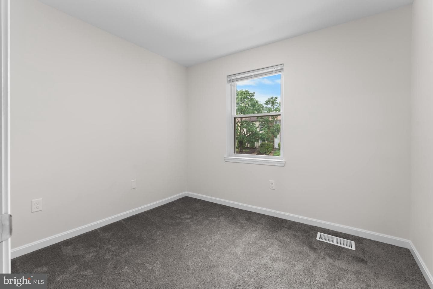 662 West Side Drive #1-H photo 28