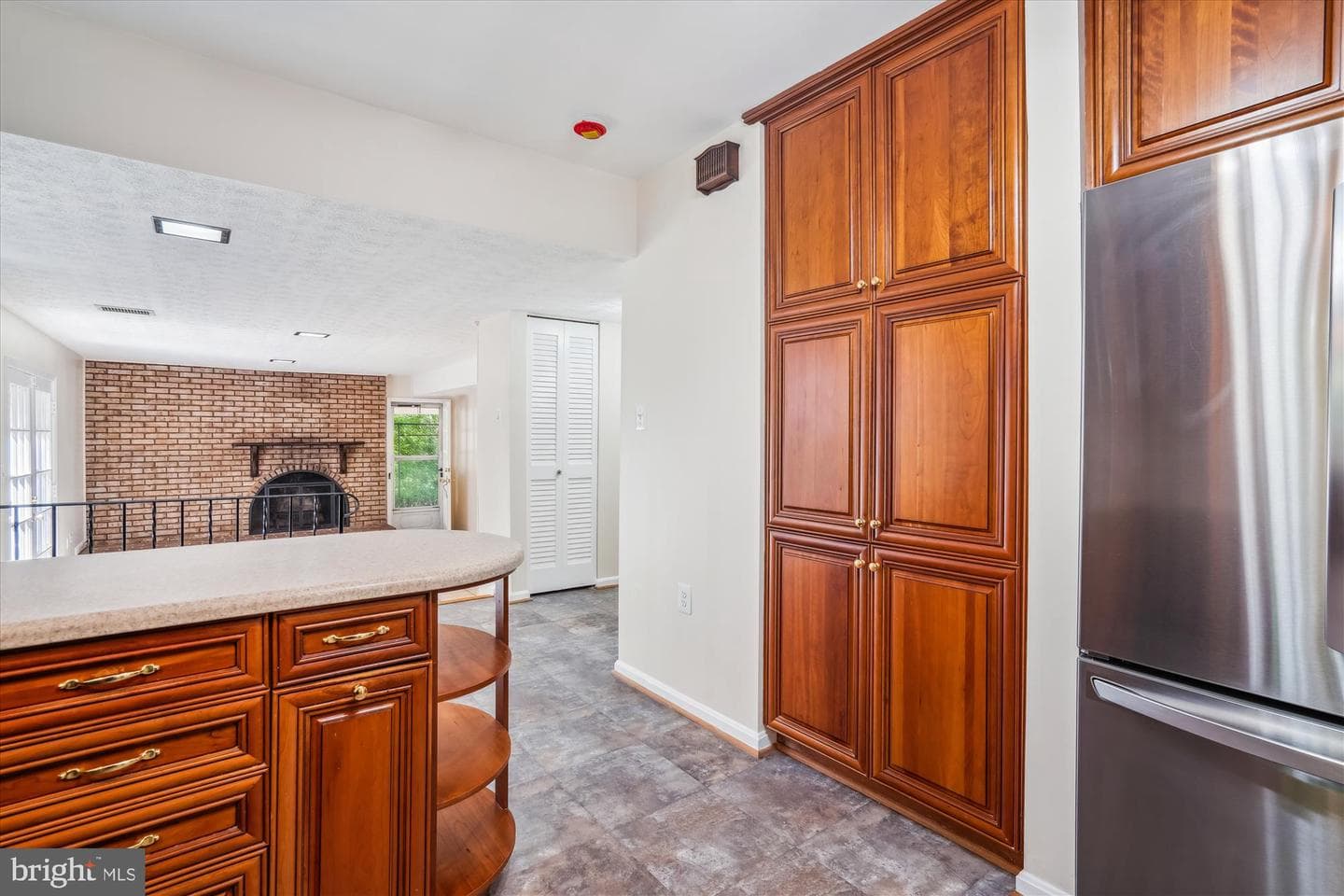 4826 Cherry Valley Drive photo 10