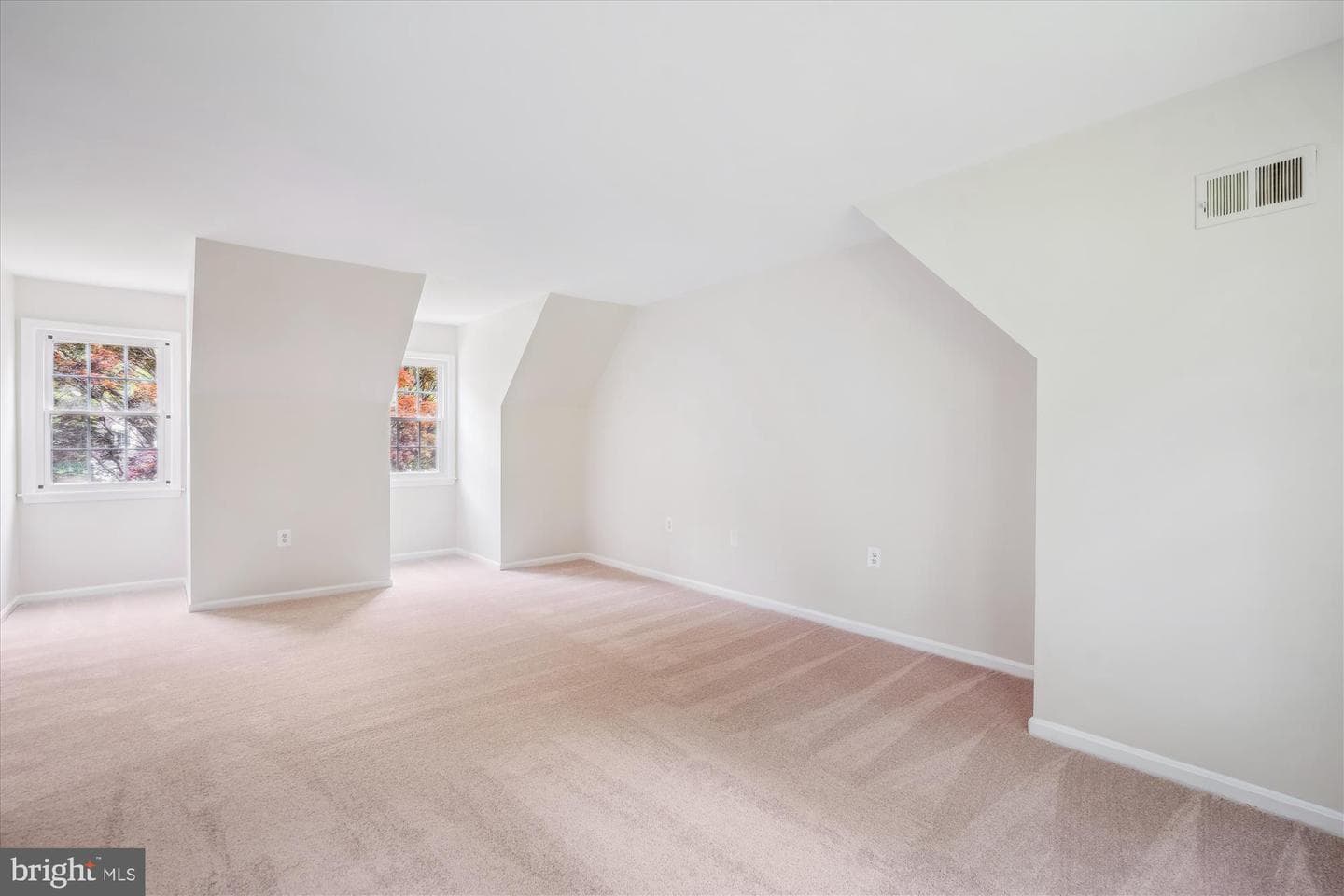 4826 Cherry Valley Drive photo 30