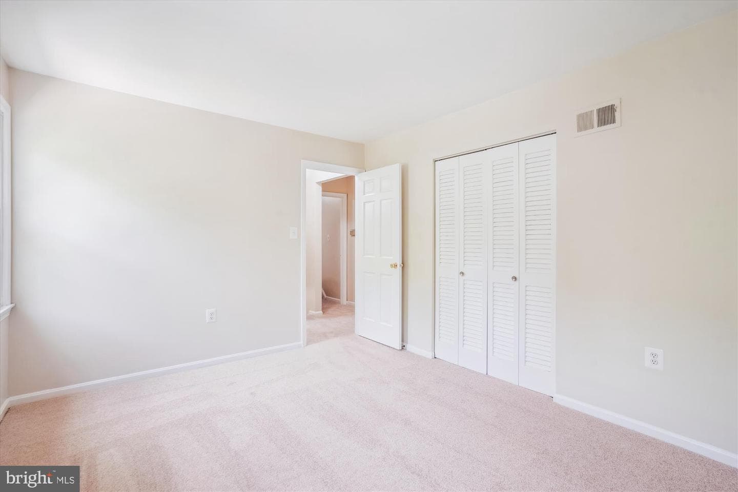 4826 Cherry Valley Drive photo 35