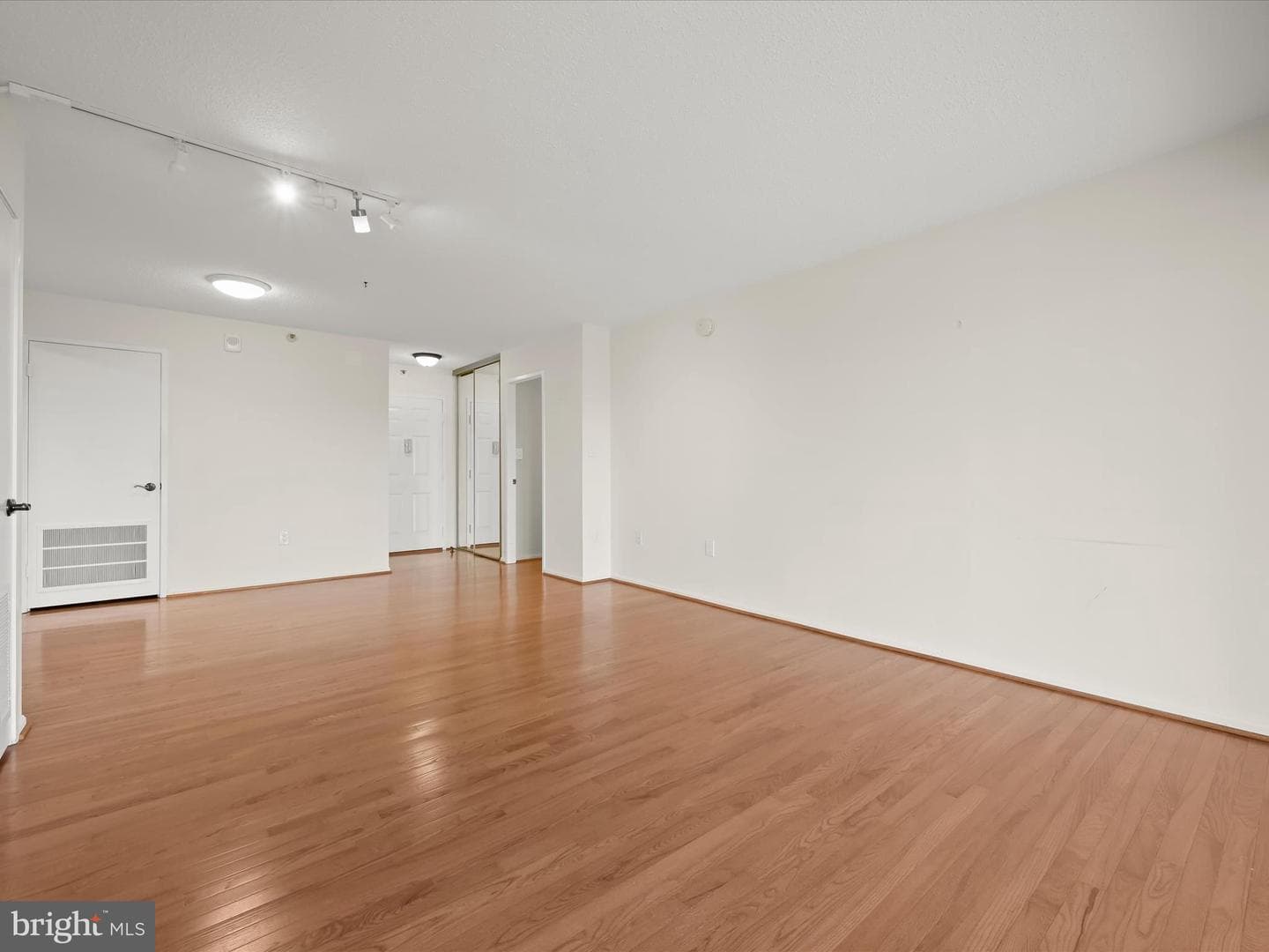 15107 Interlachen Drive #2-919 photo 14