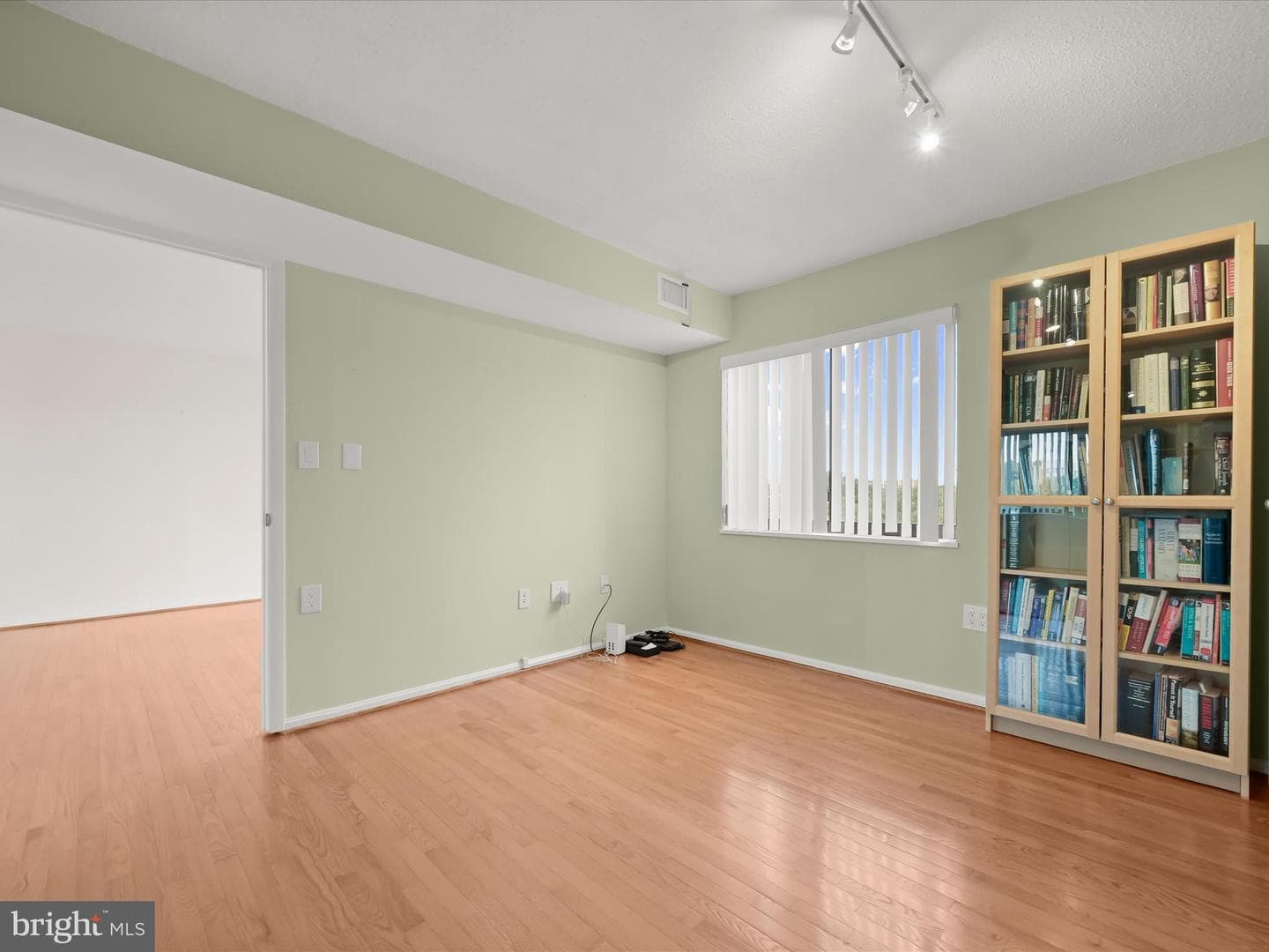 15107 Interlachen Drive #2-919 photo 25