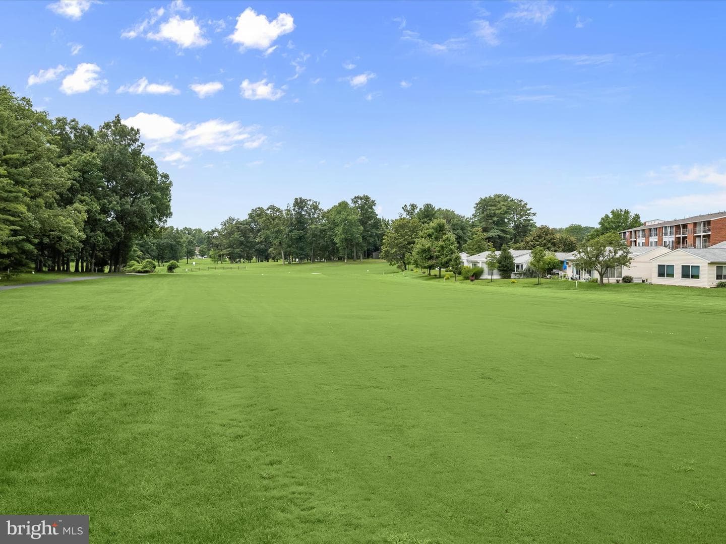 15107 Interlachen Drive #2-919 photo 29
