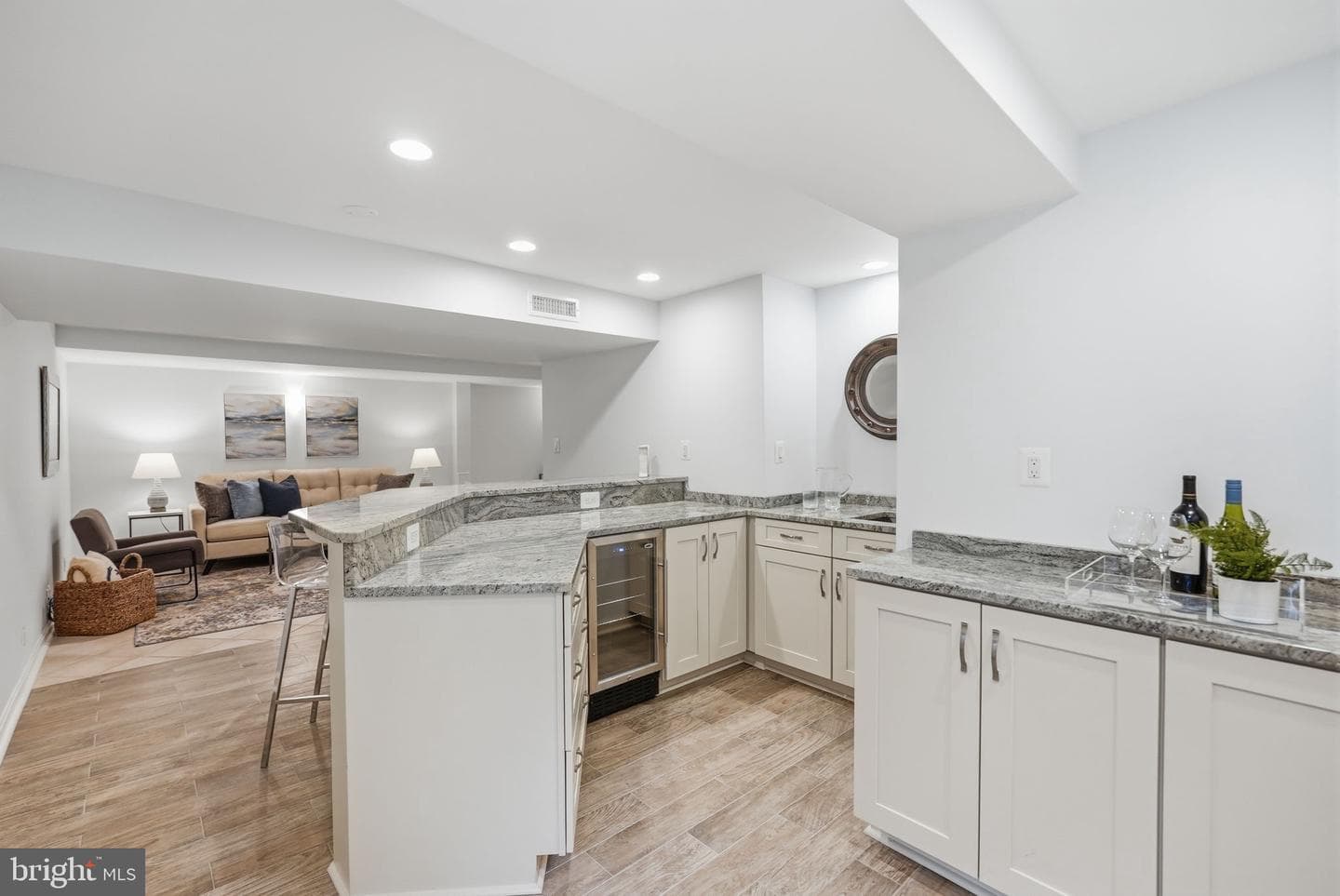 706 Fordham Street photo 38