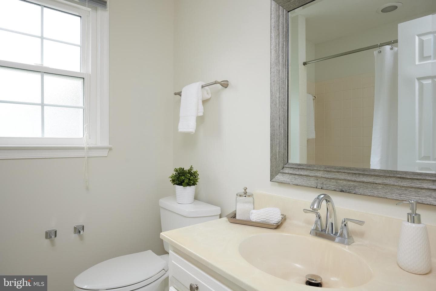 2723 Deer Ridge Drive photo 27