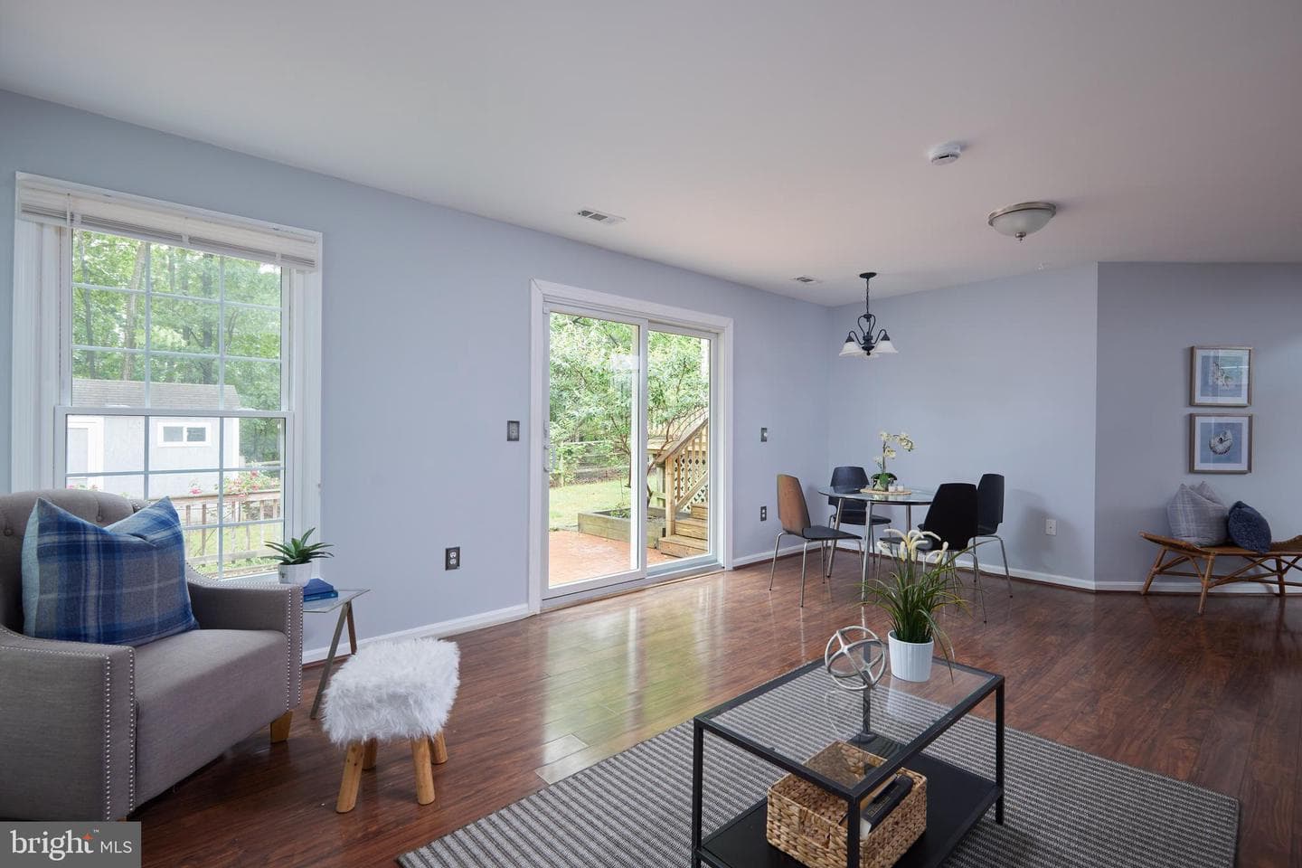 2723 Deer Ridge Drive photo 8
