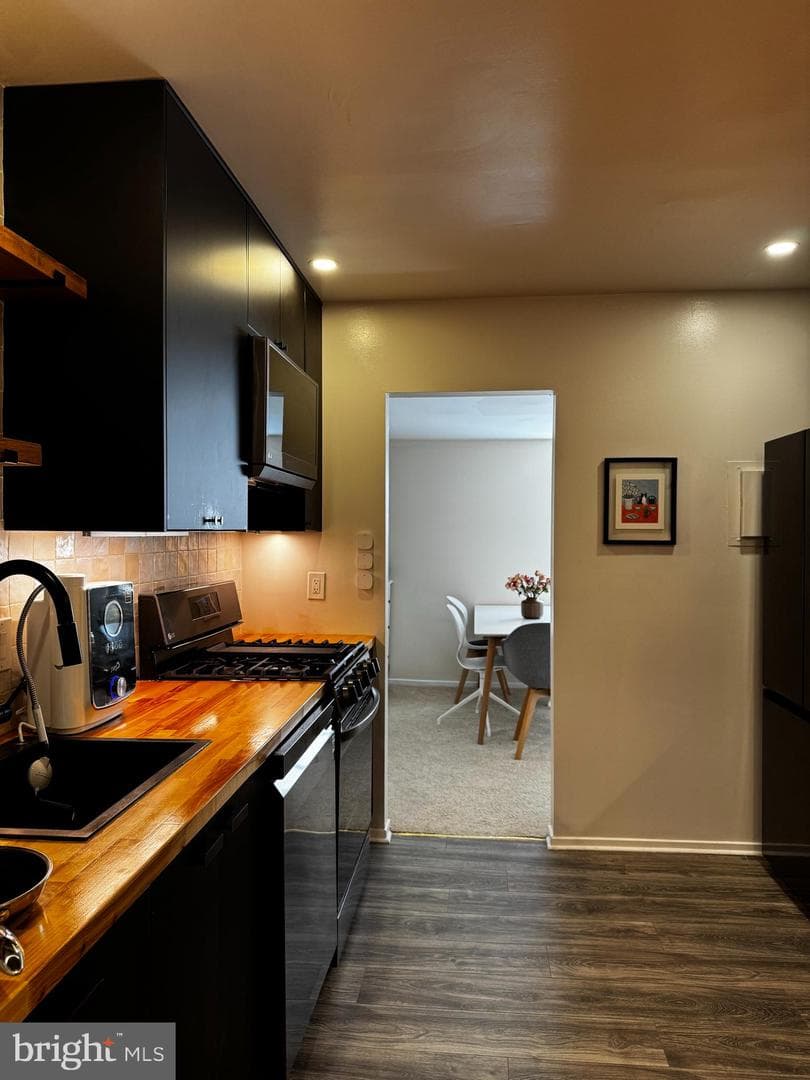 19435 Brassie Place #201 photo 5