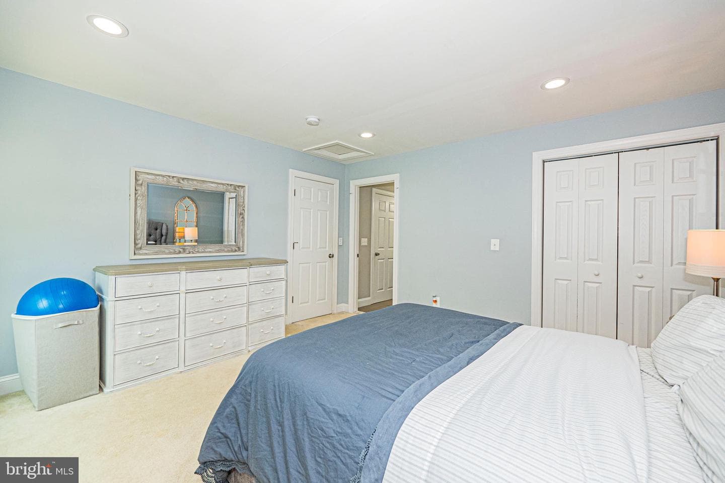 10021 Lorain Avenue photo 20