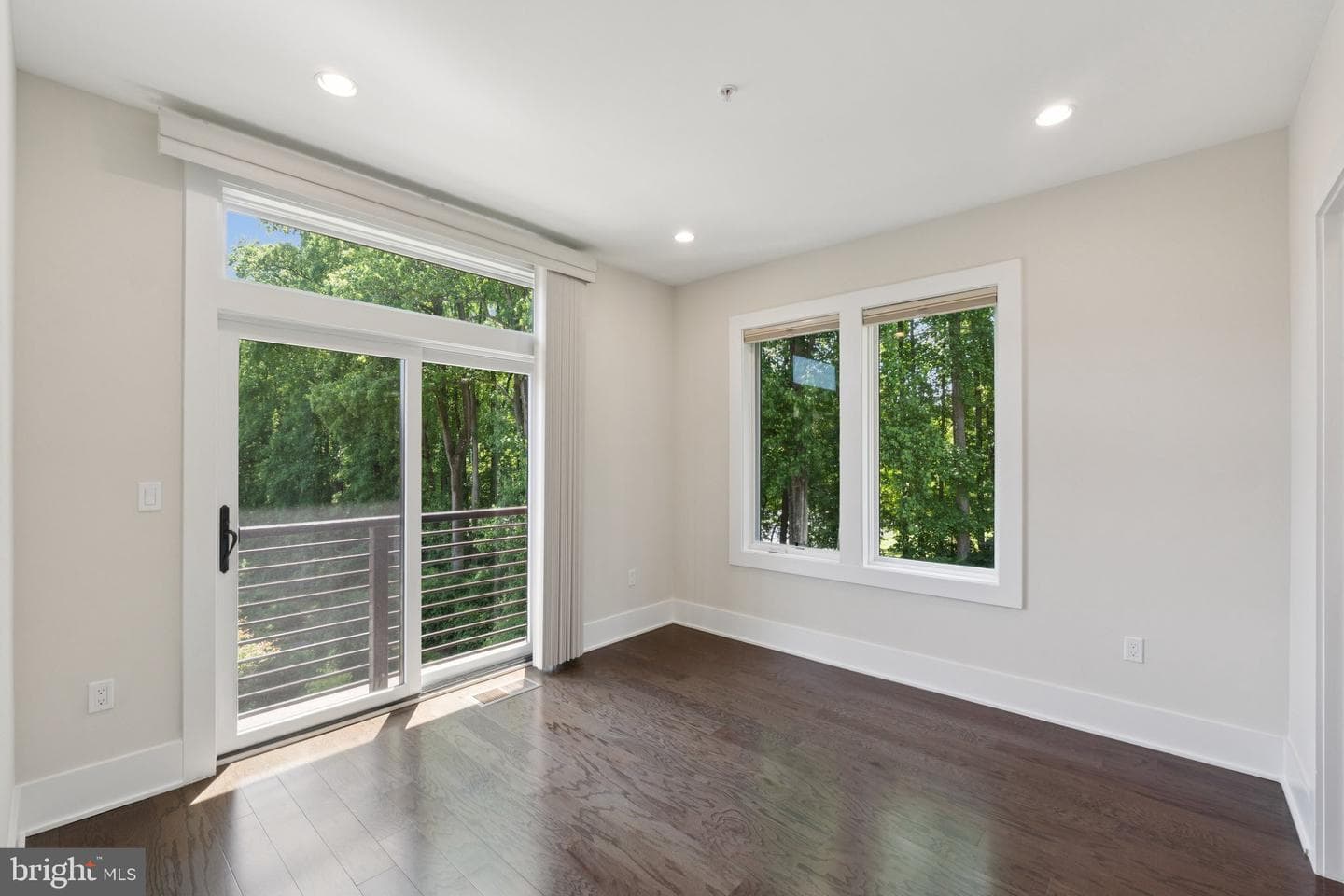 140 Winsome Circle photo 16
