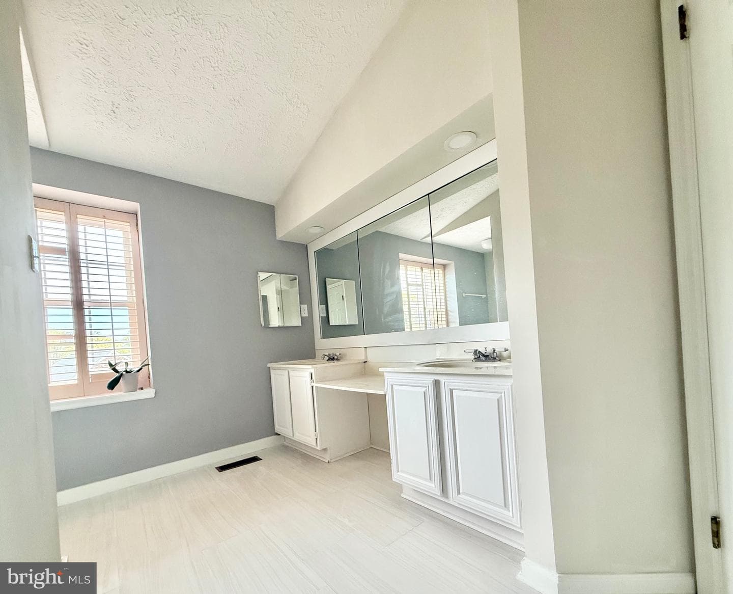 14525 Settlers Landing Way photo 24