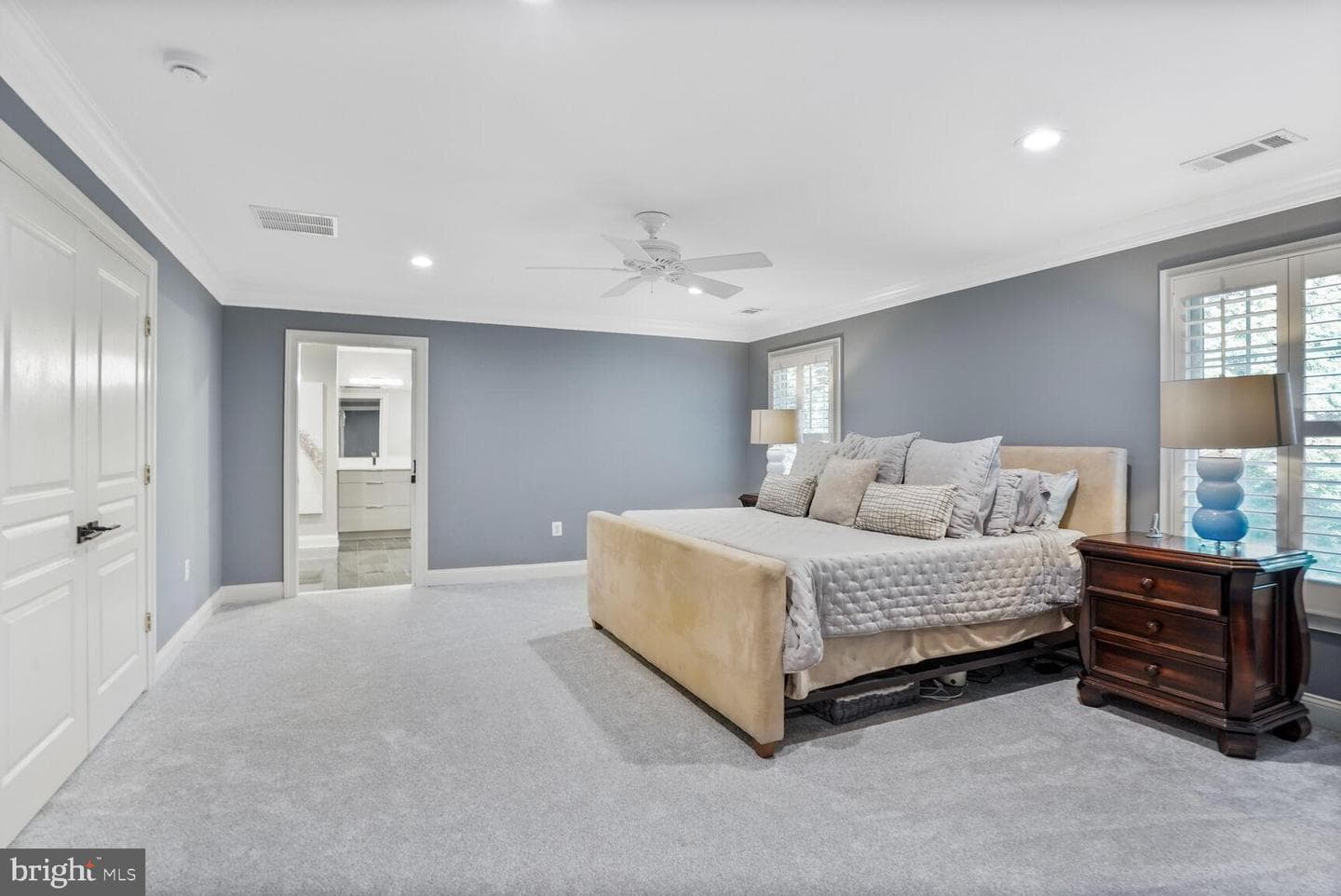 10701 Hunting Lane photo 35