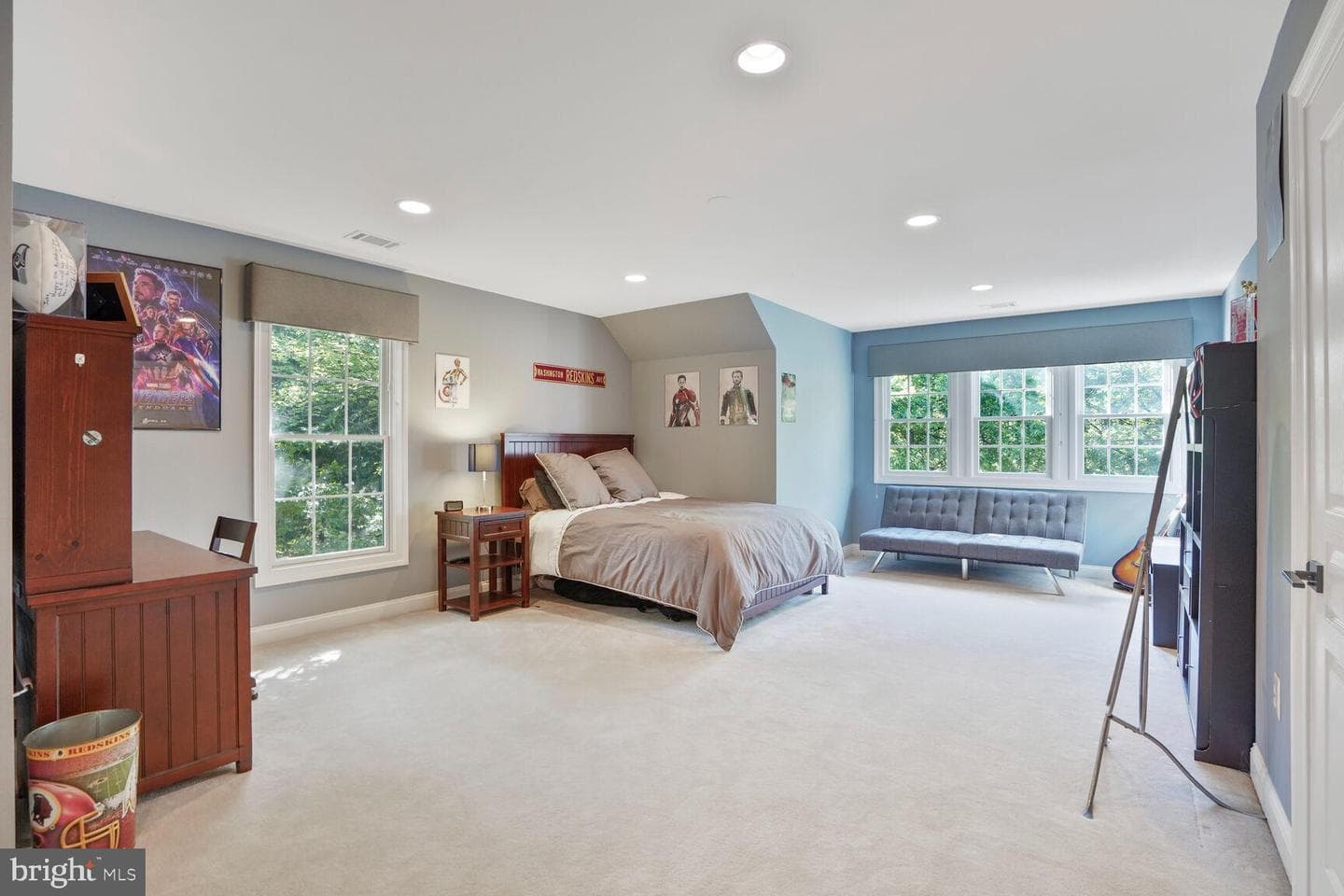 10701 Hunting Lane photo 54