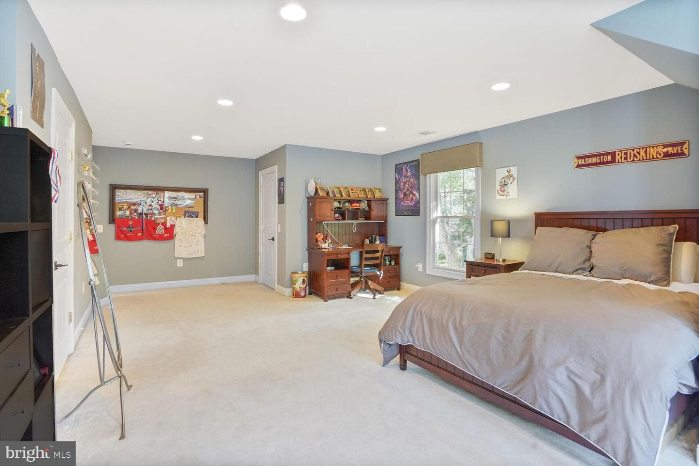 10701 Hunting Lane photo 55