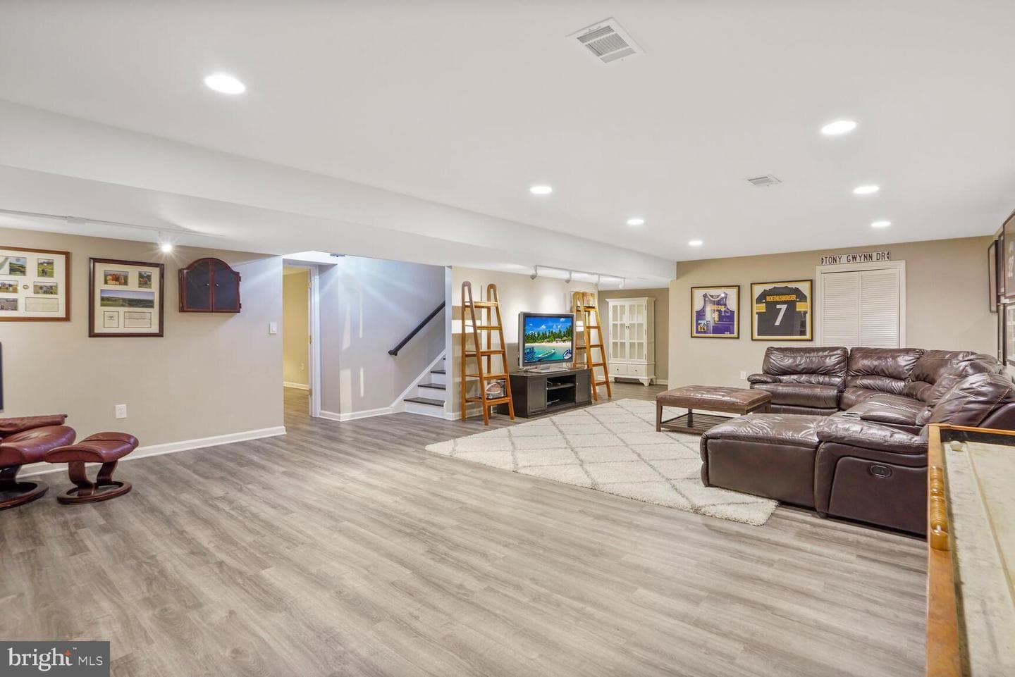 10701 Hunting Lane photo 61
