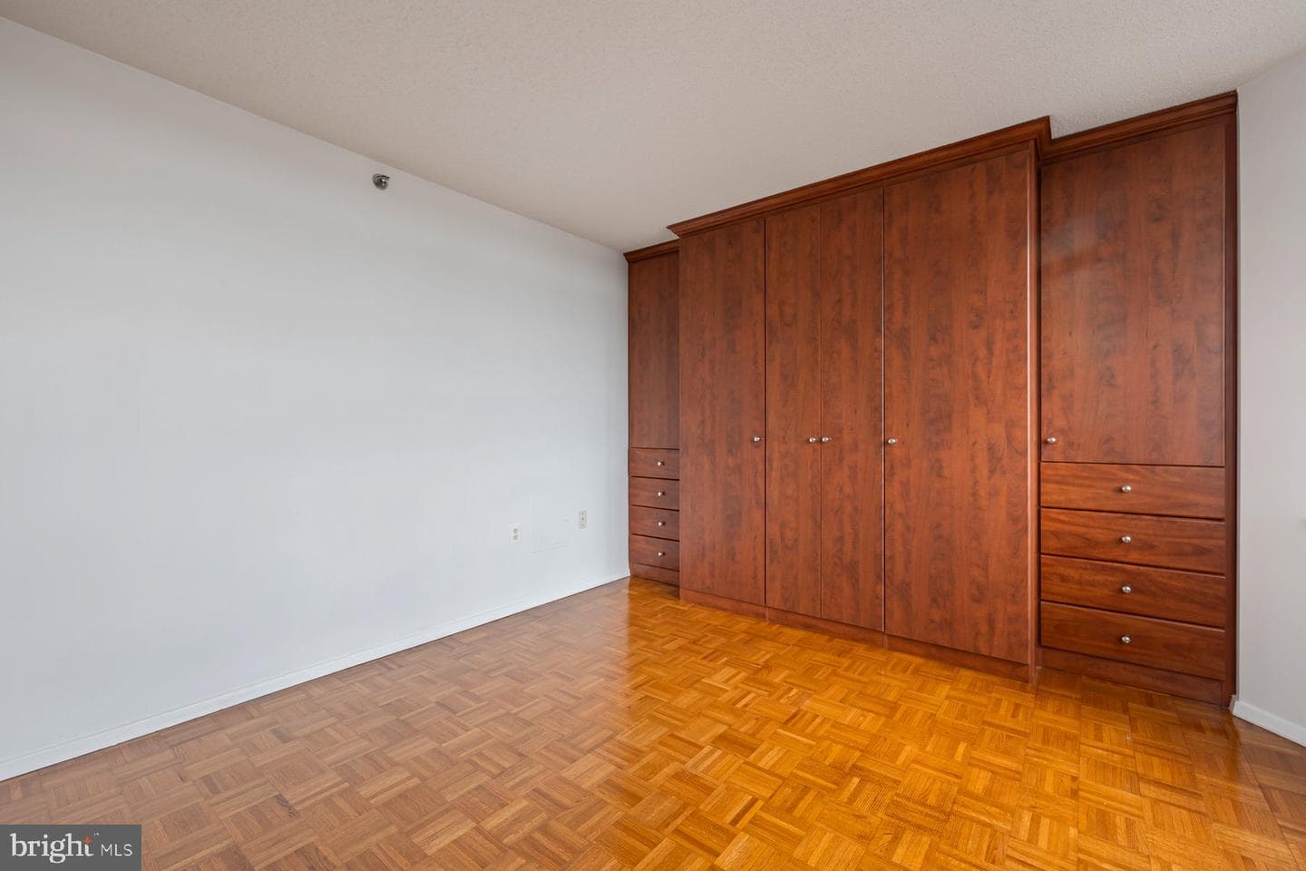 4801 Fairmont Avenue #804 photo 20