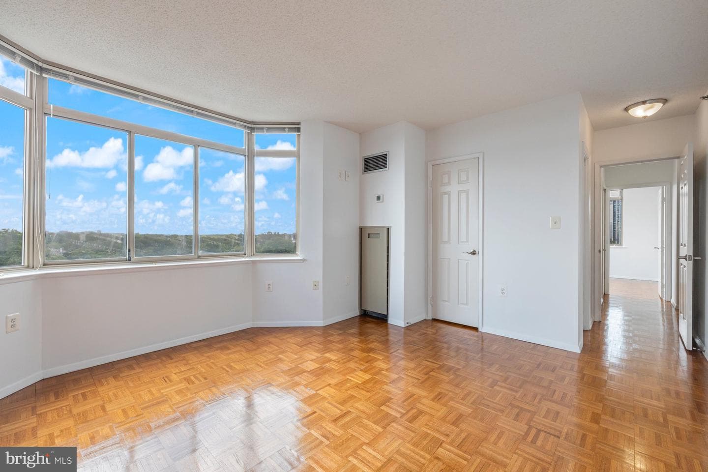 4801 Fairmont Avenue #804 photo 22