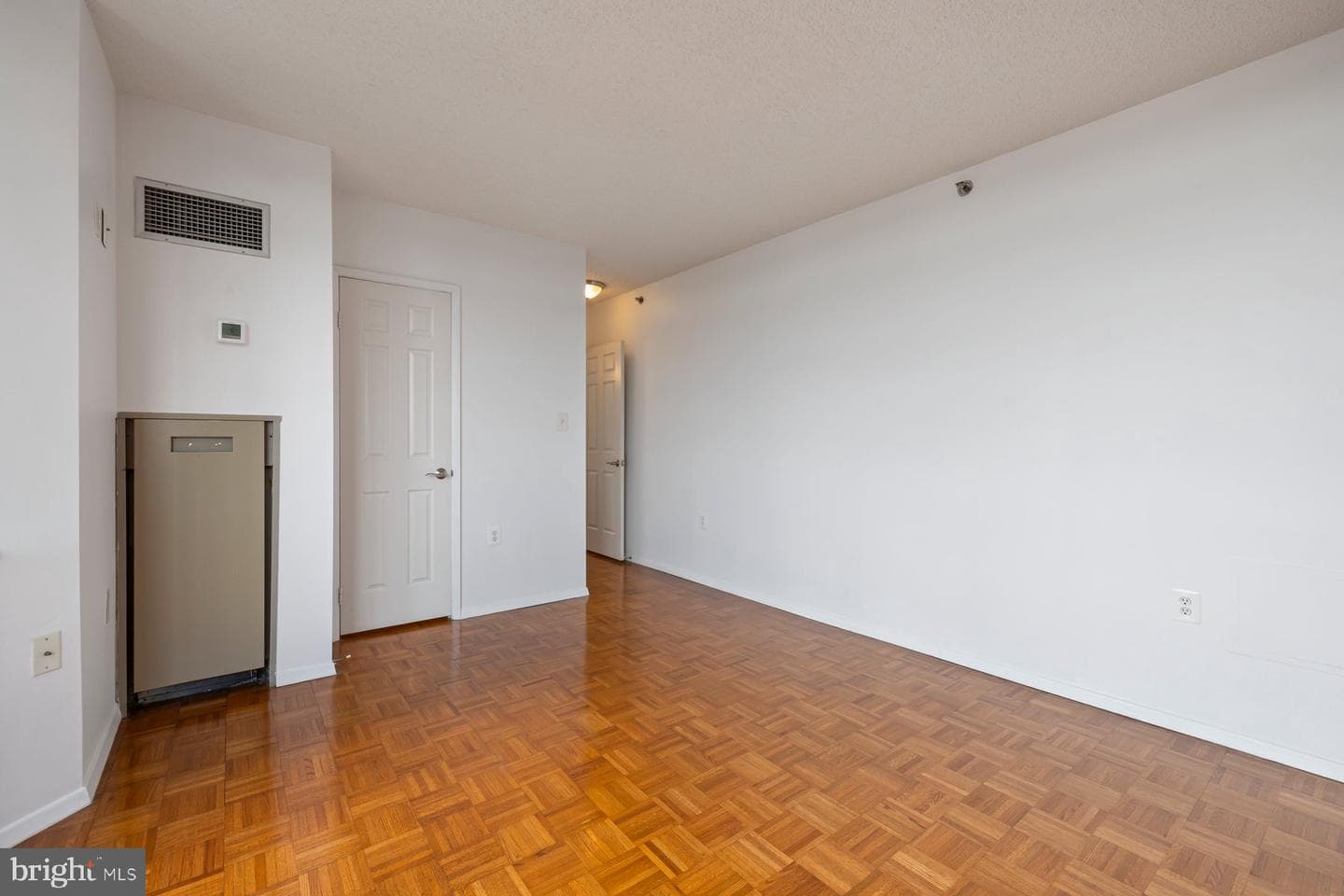 4801 Fairmont Avenue #804 photo 23
