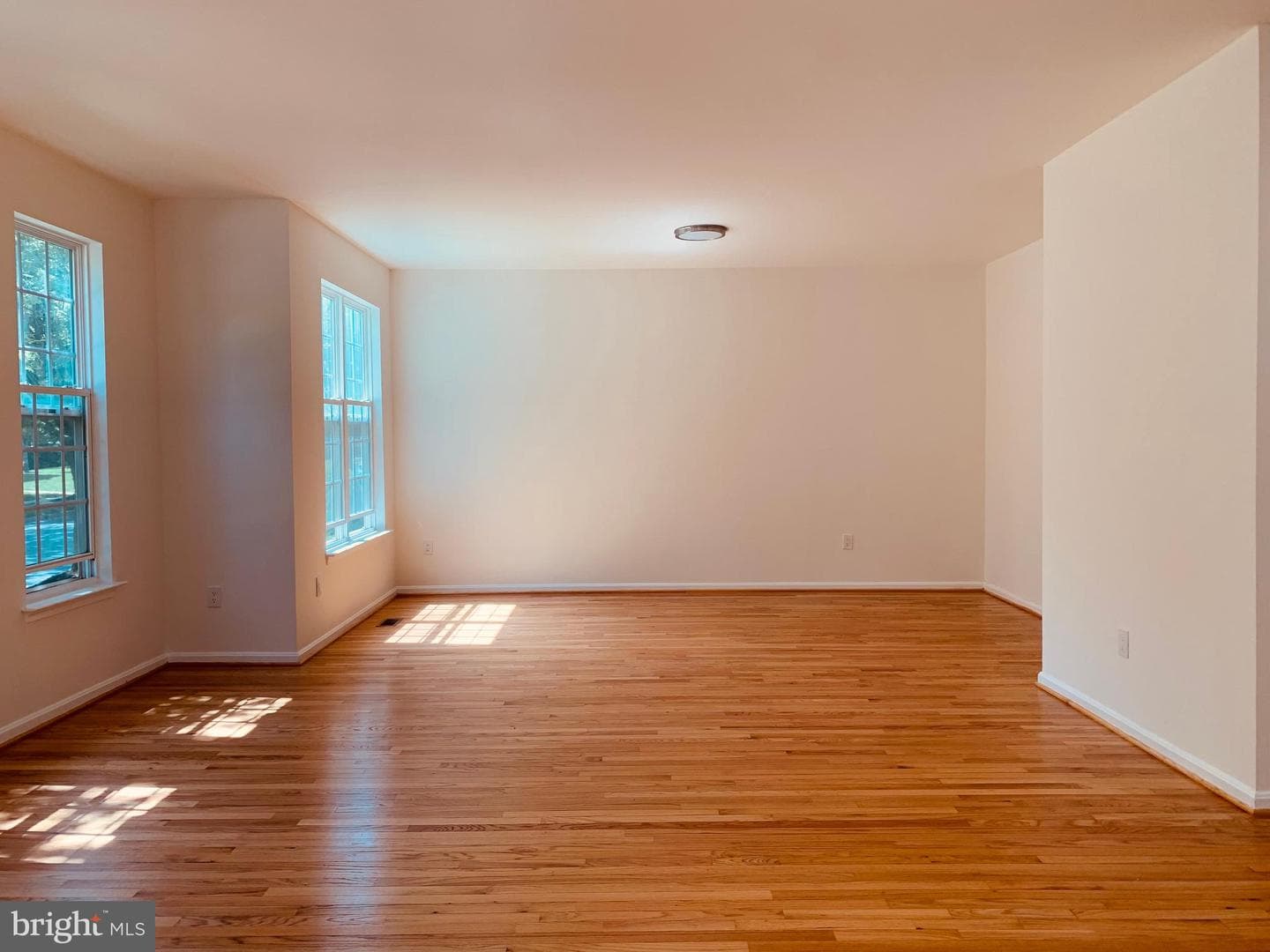 18112 Coachmans Road photo 11
