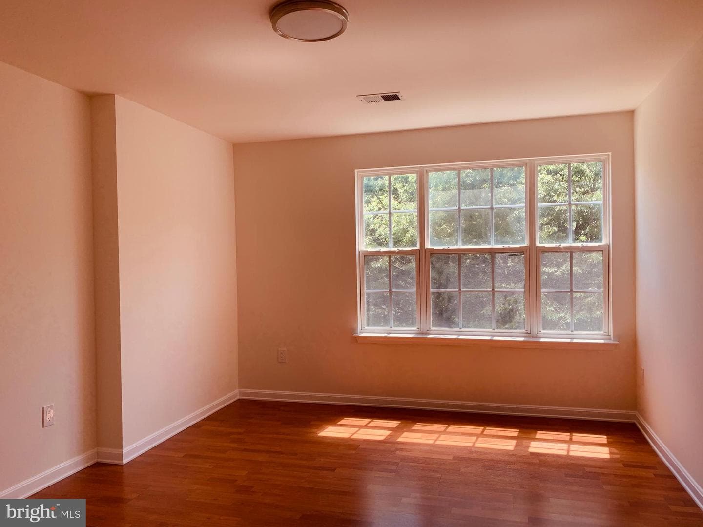 18112 Coachmans Road photo 14