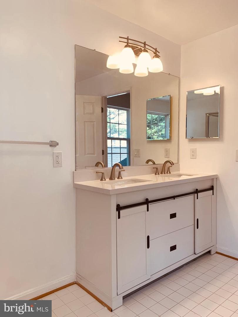 18112 Coachmans Road photo 21