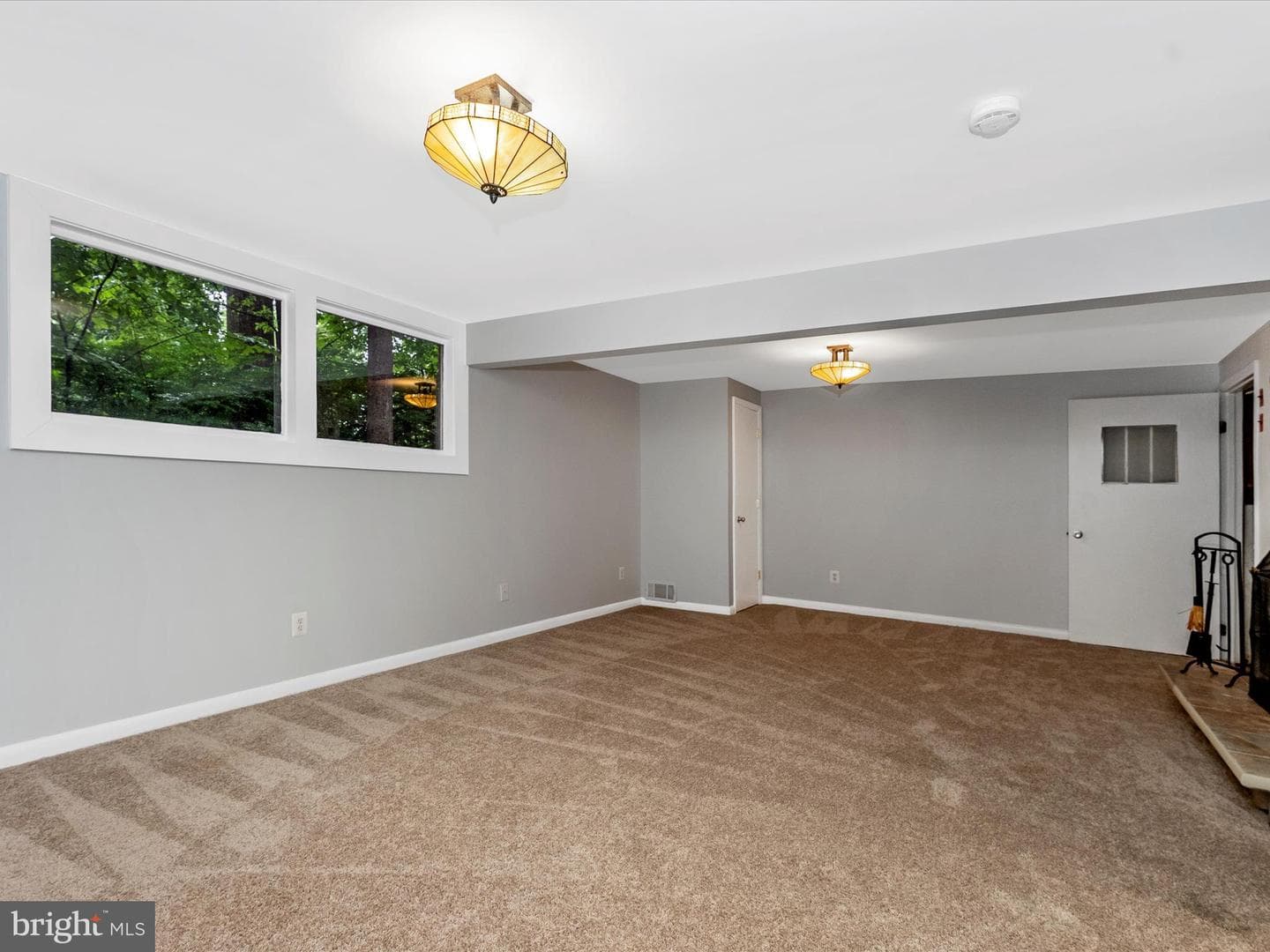 2264 Glenmore Terrace photo 42