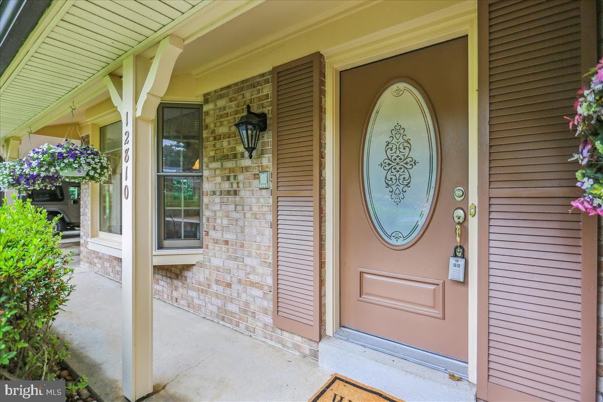 12810 Stonecrest Drive photo 3