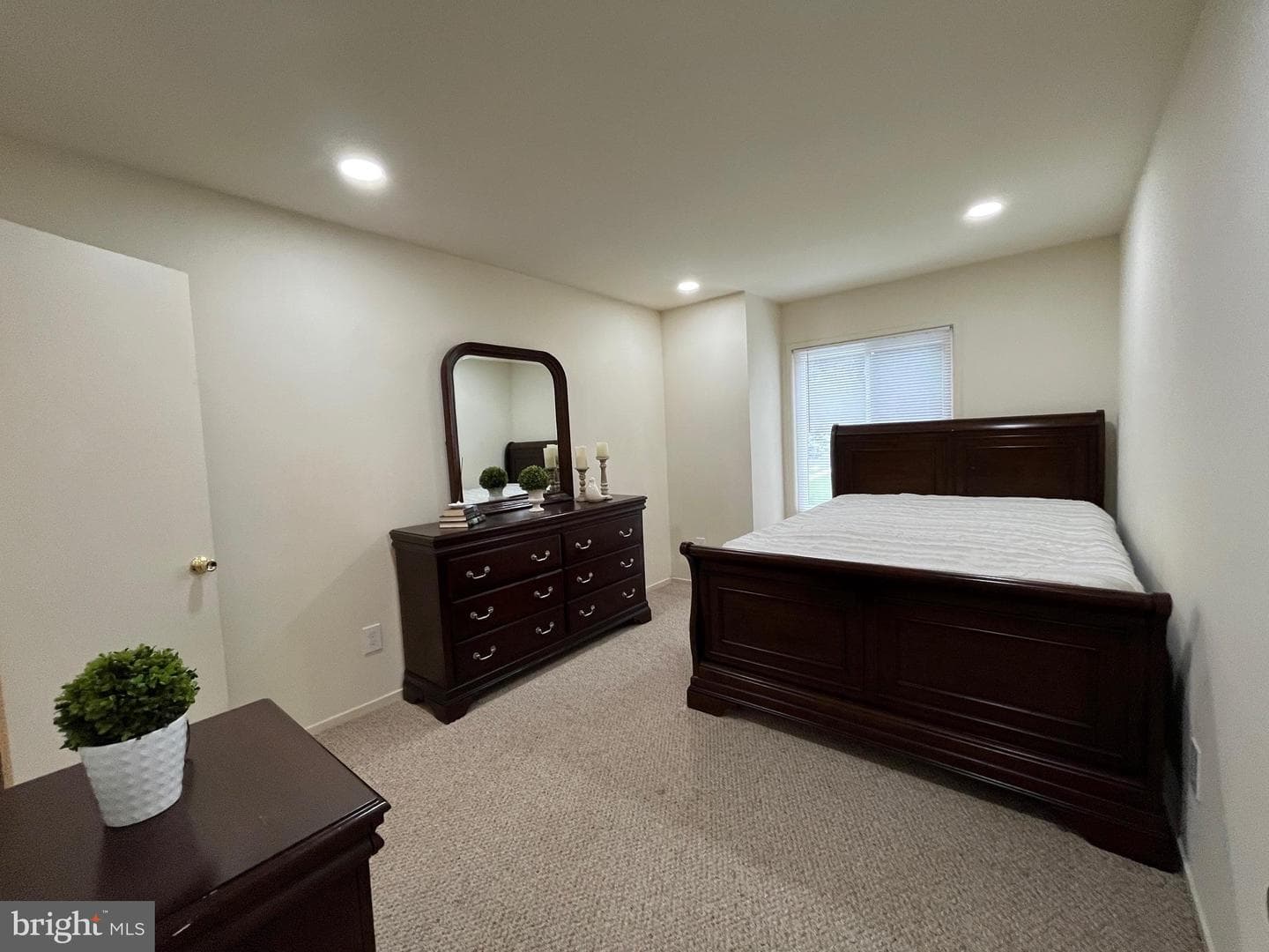 10240 Ridgeline Drive photo 20