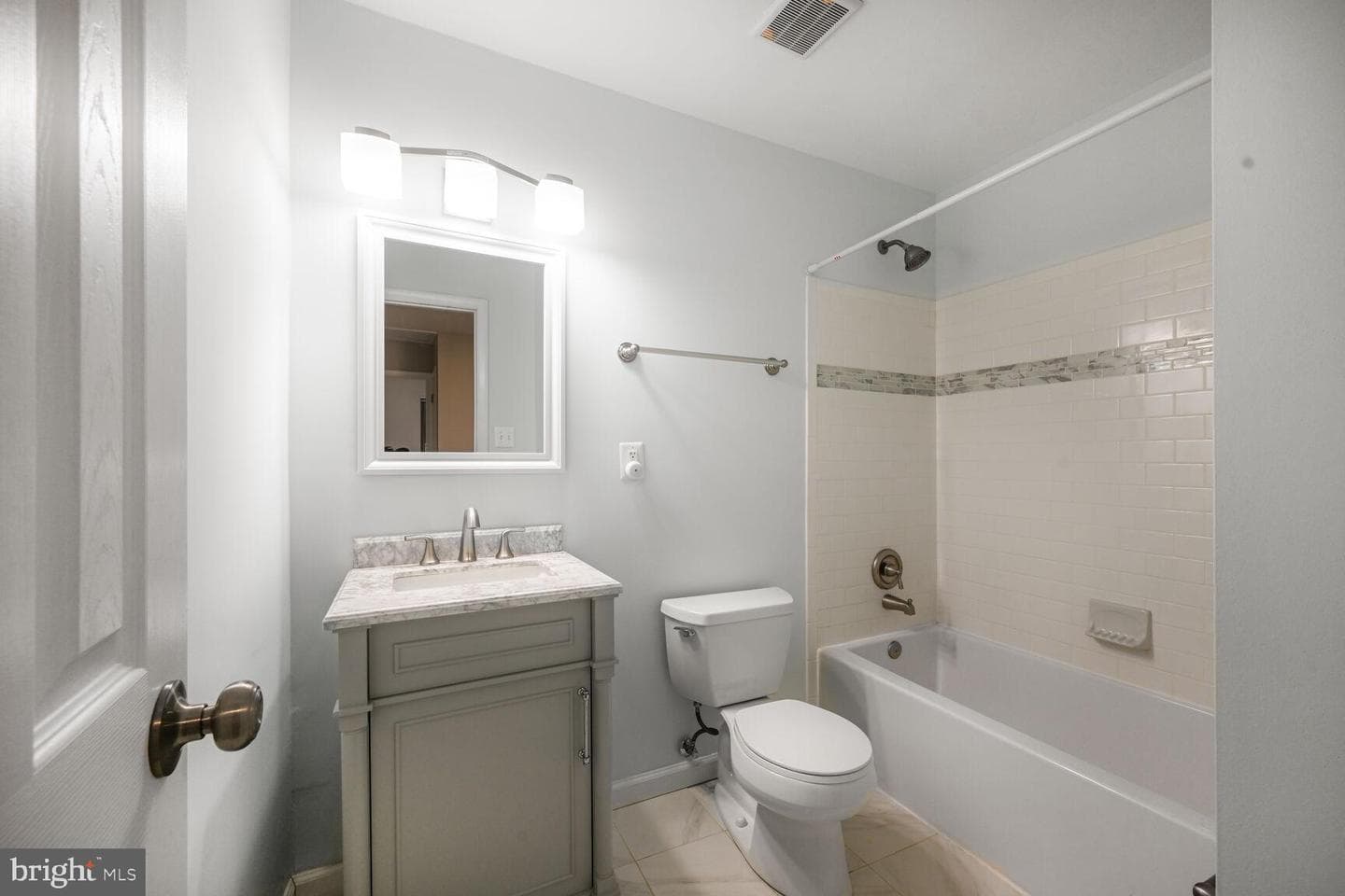 7848 Briardale Terrace photo 13