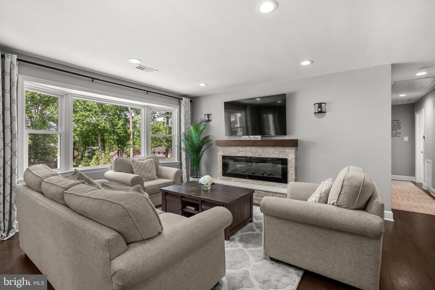 2302 Solmar Drive photo 9
