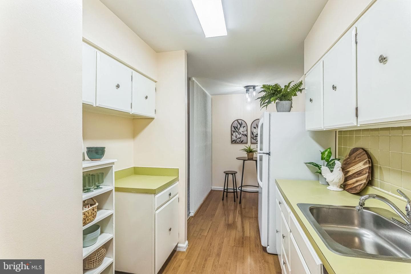 2203 Greenery Lane #202-10 photo 19