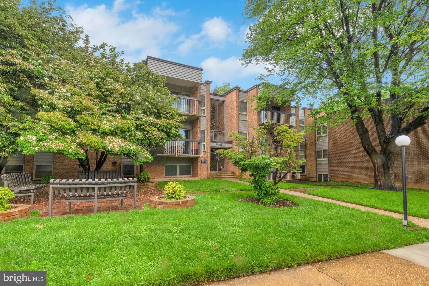 2203 Greenery Lane #202-10 photo 24