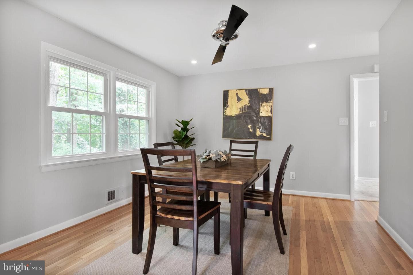 10611 Meadowhill Road photo 7