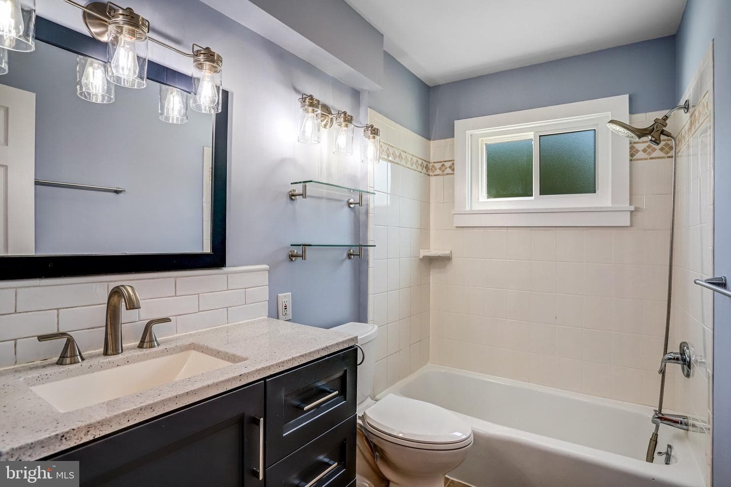 10713 Douglas Avenue photo 23