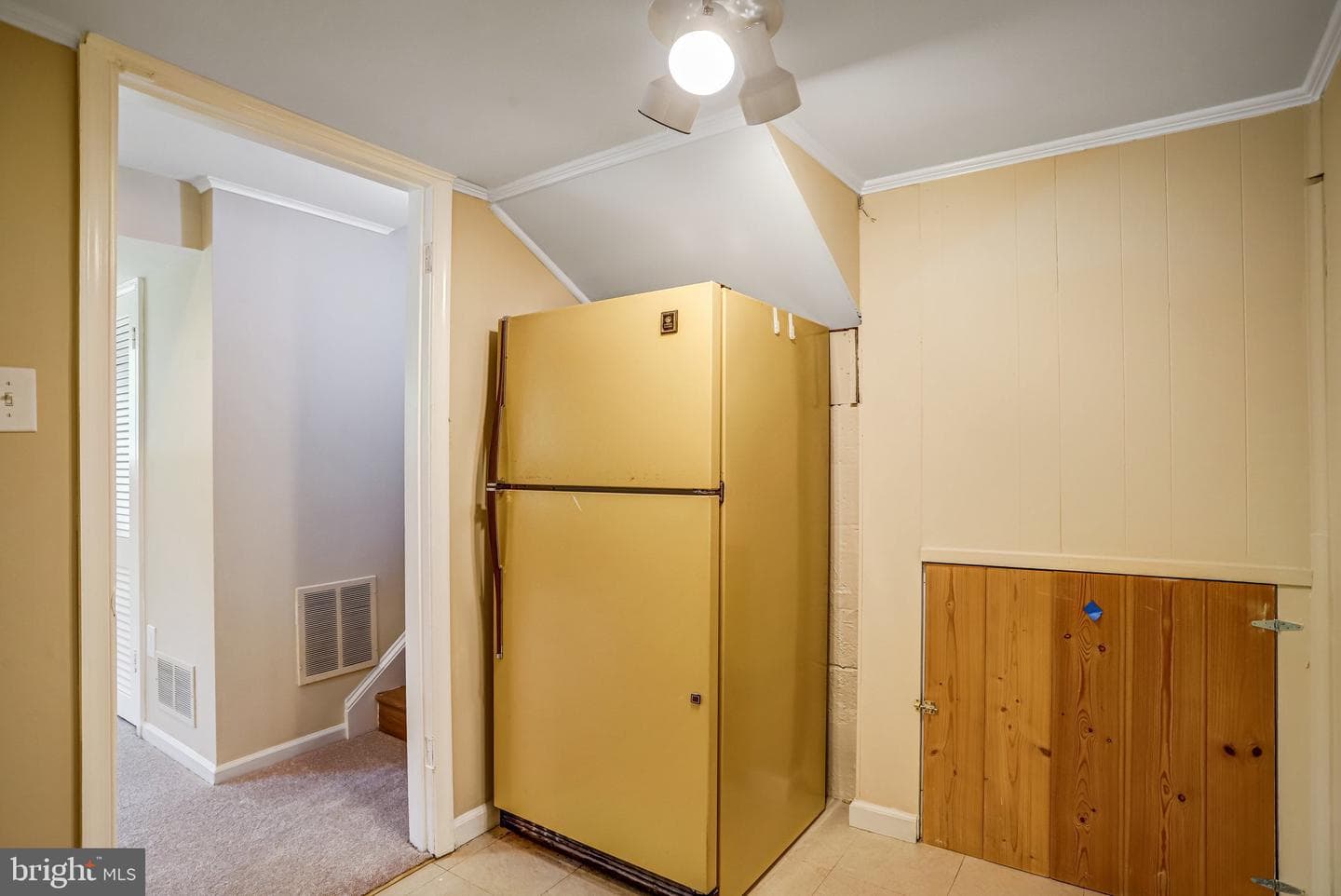 10713 Douglas Avenue photo 45