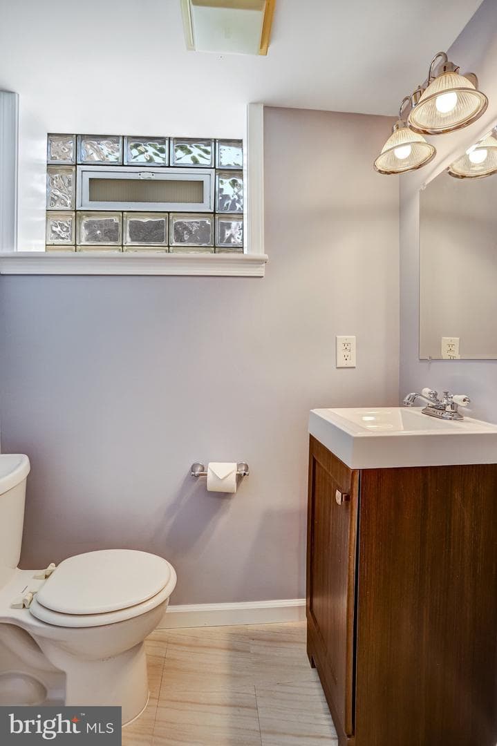 10713 Douglas Avenue photo 51
