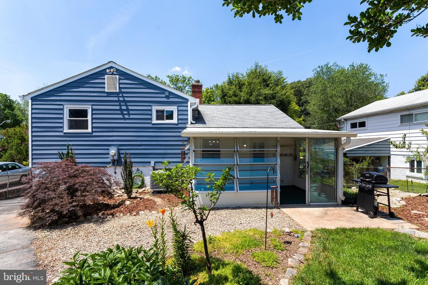 10713 Douglas Avenue photo 56