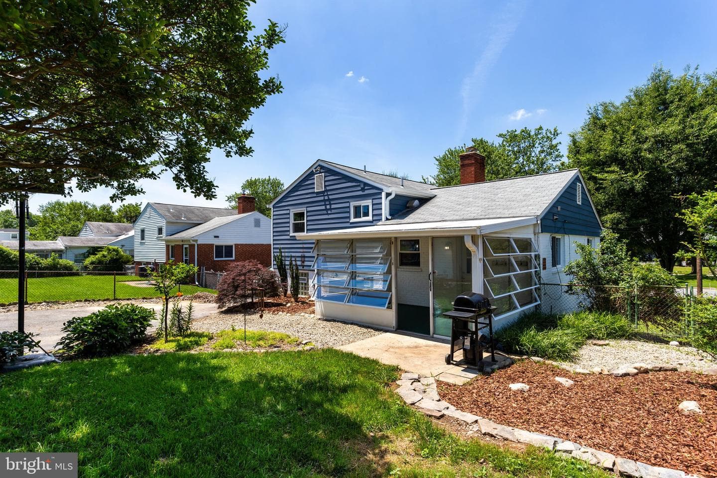 10713 Douglas Avenue photo 58