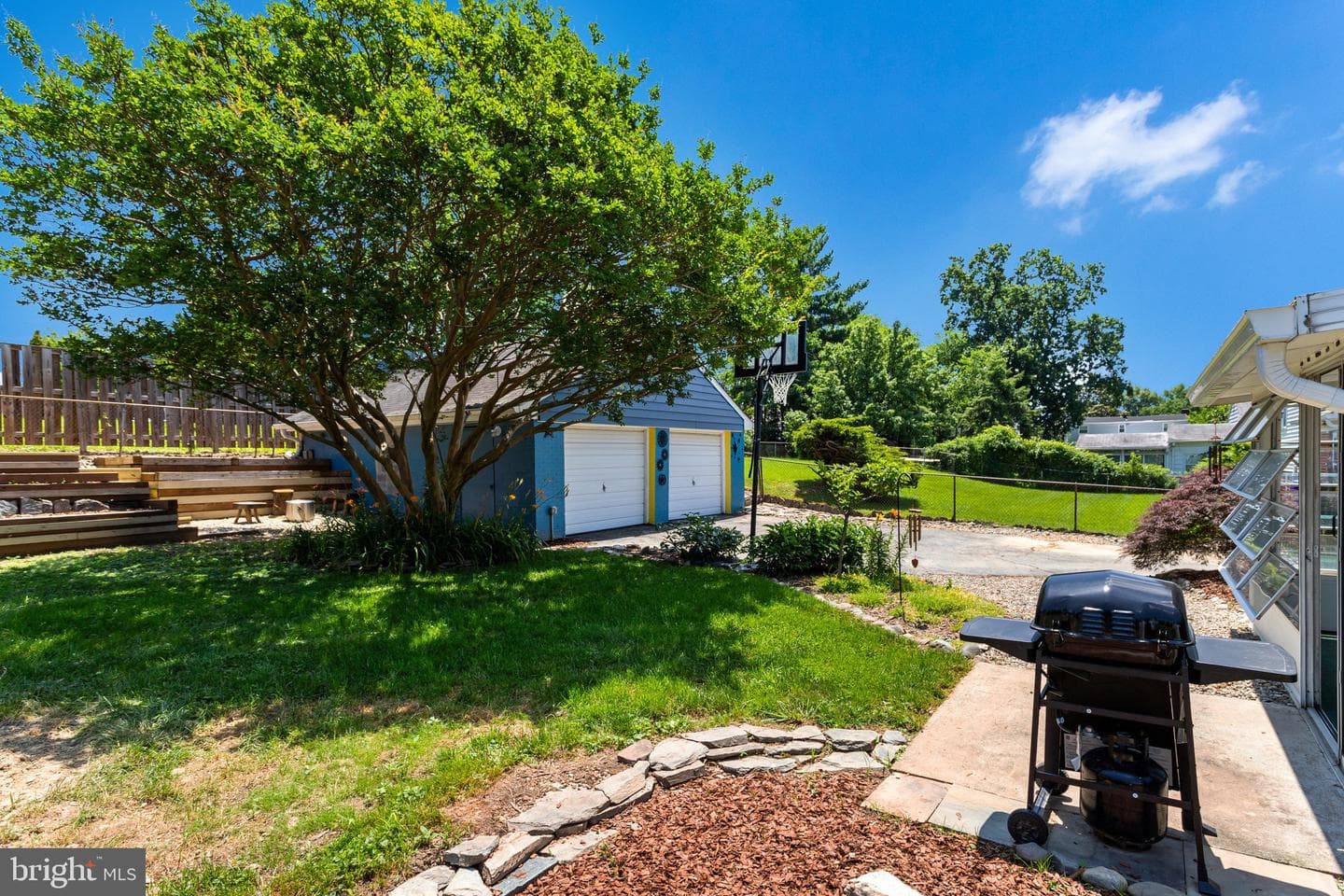 10713 Douglas Avenue photo 64
