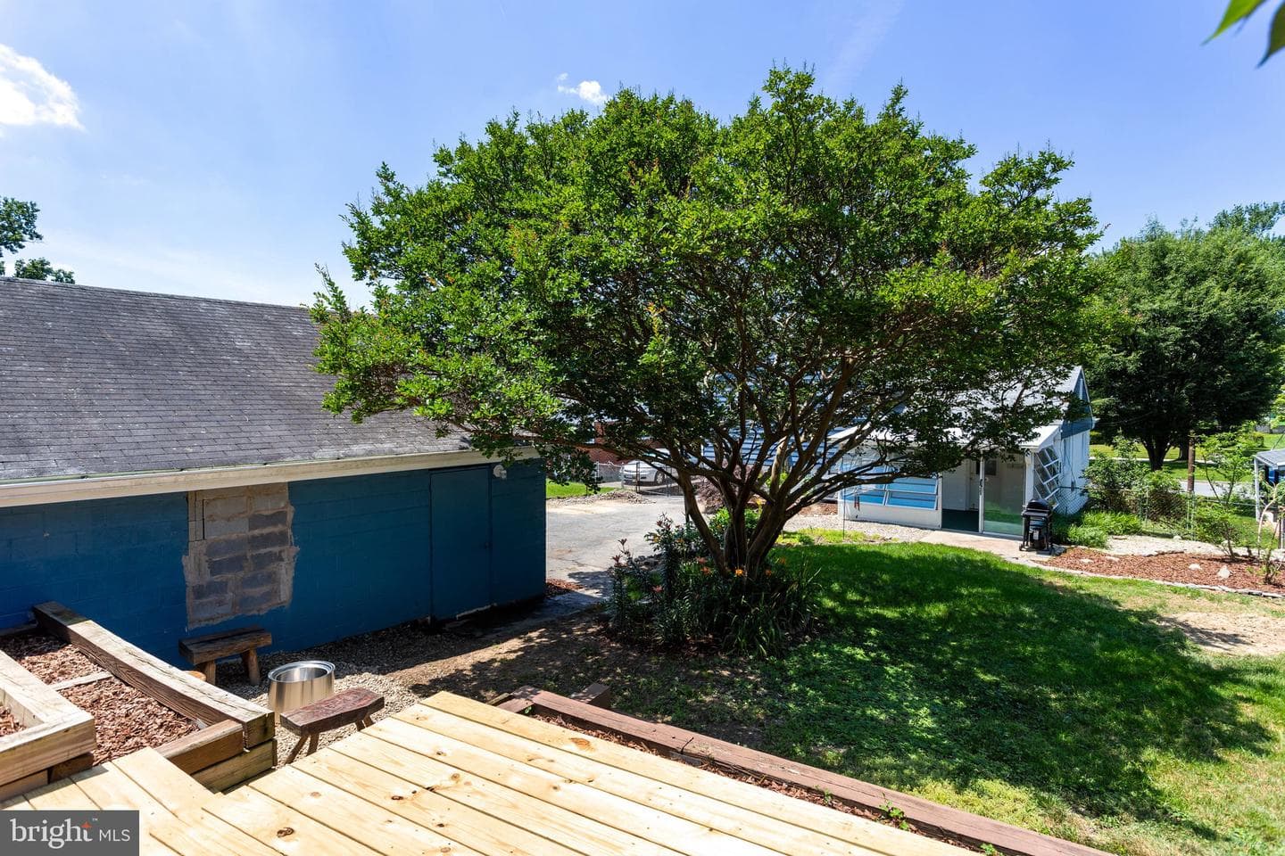 10713 Douglas Avenue photo 69