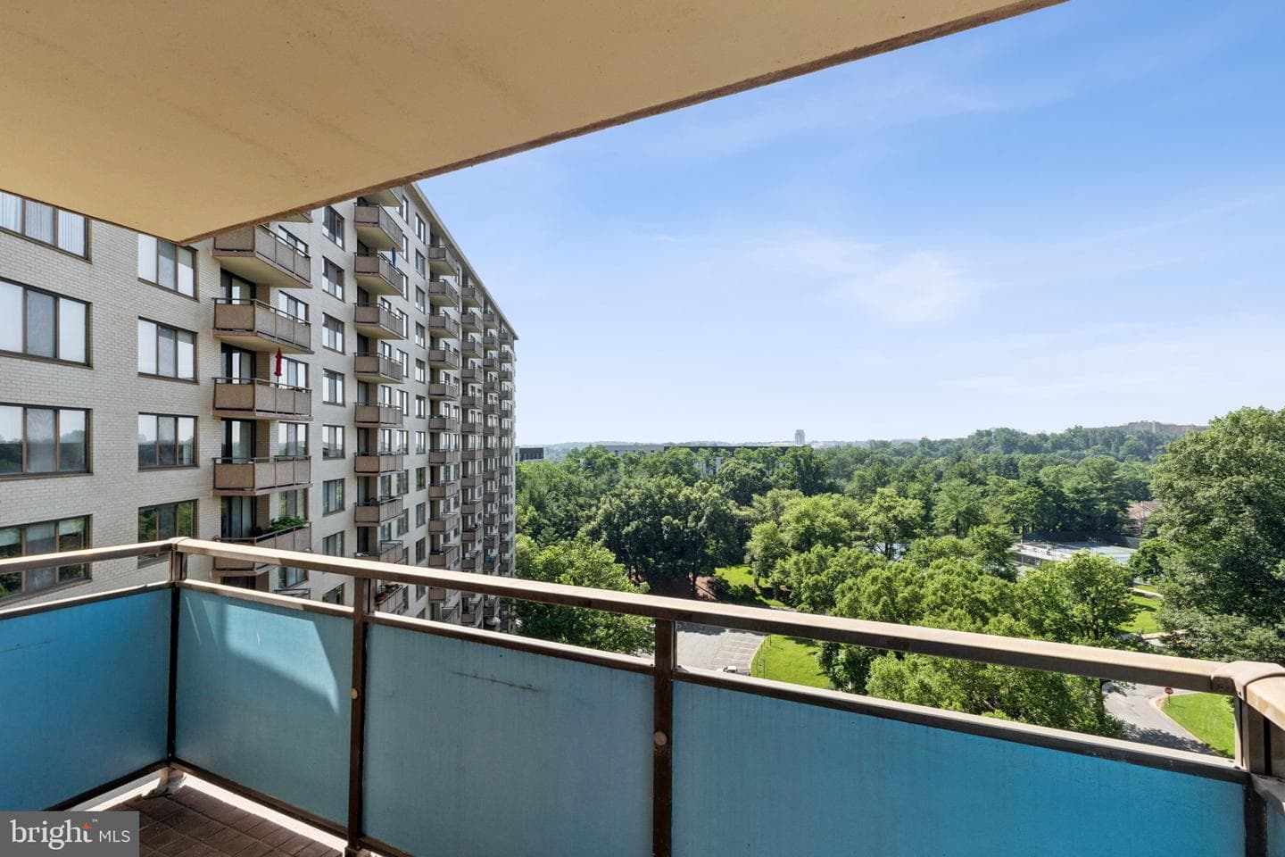 5225 Pooks Hill Road #1204s photo 3