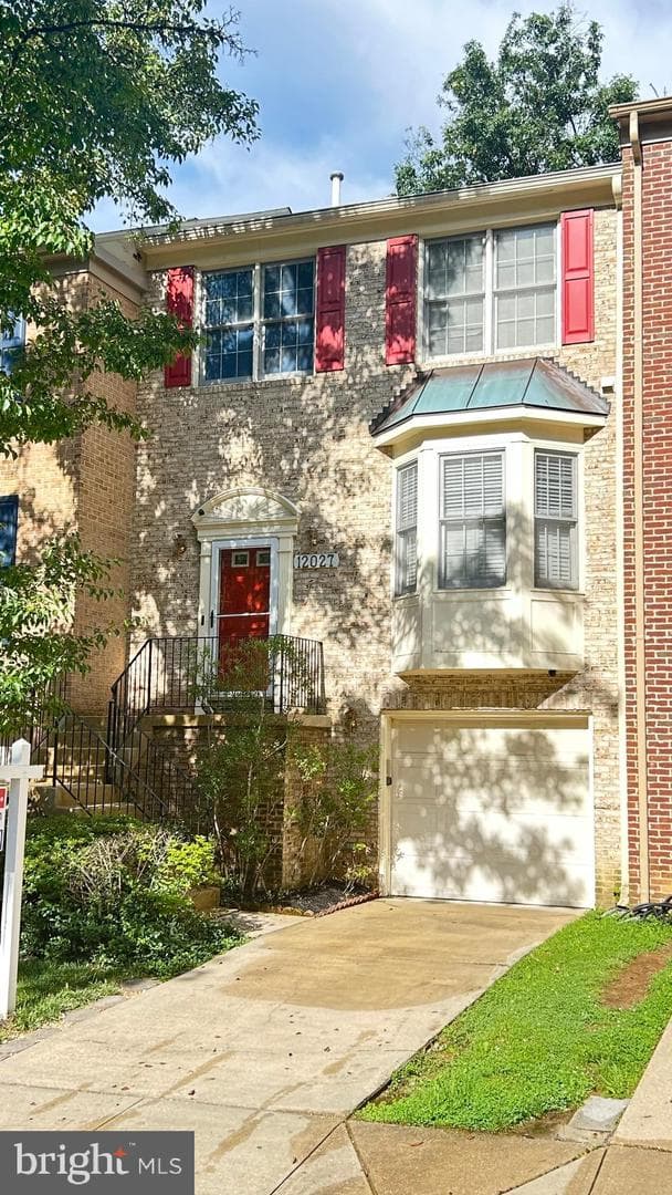 12027 Saw Mill Court photo 1