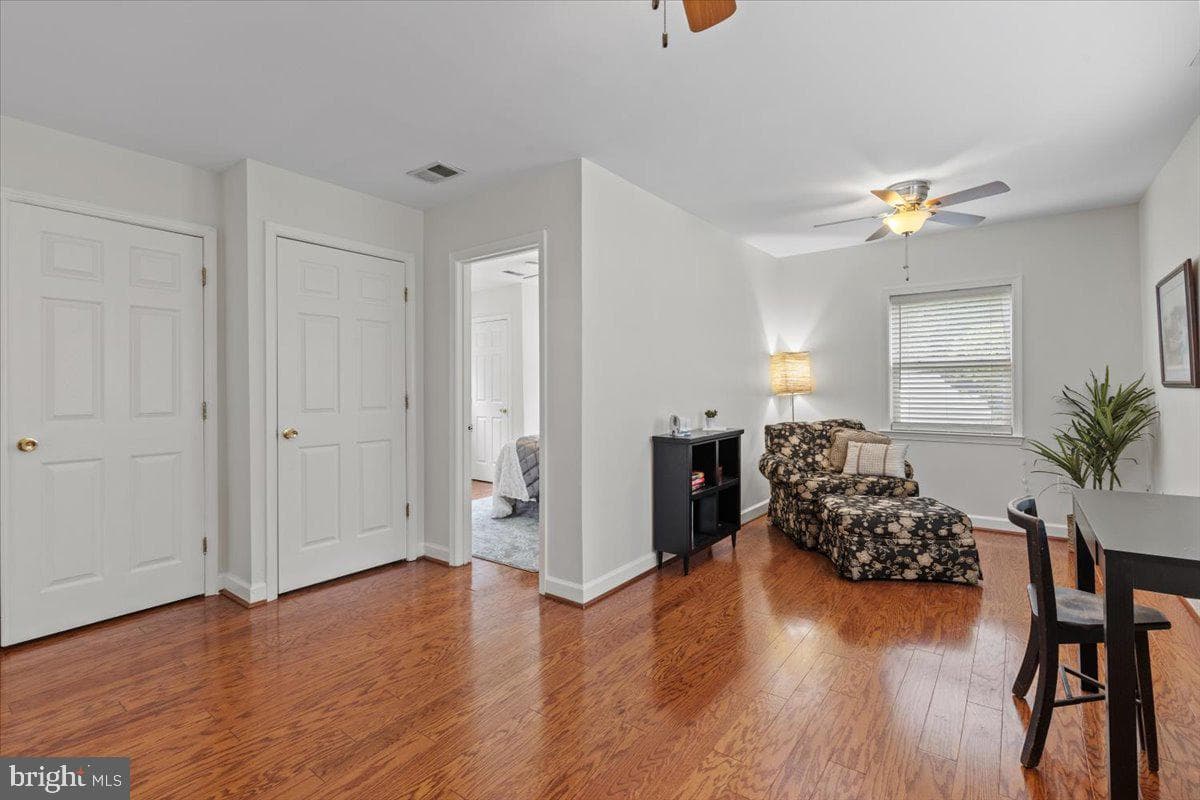 15118 Fairlawn Avenue photo 13