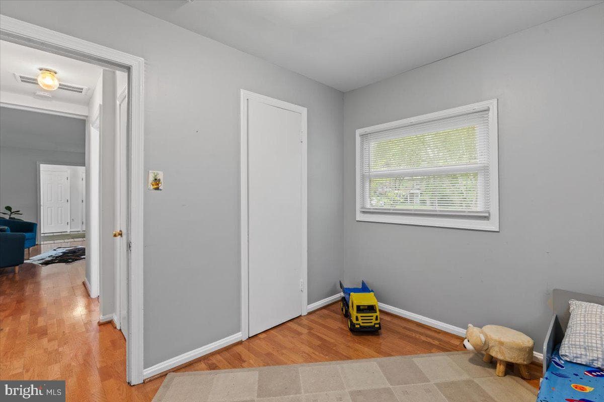 15118 Fairlawn Avenue photo 24