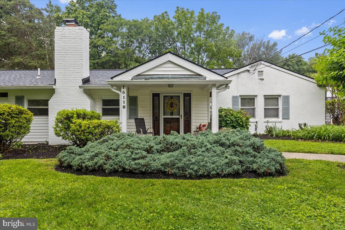 15118 Fairlawn Avenue photo 4