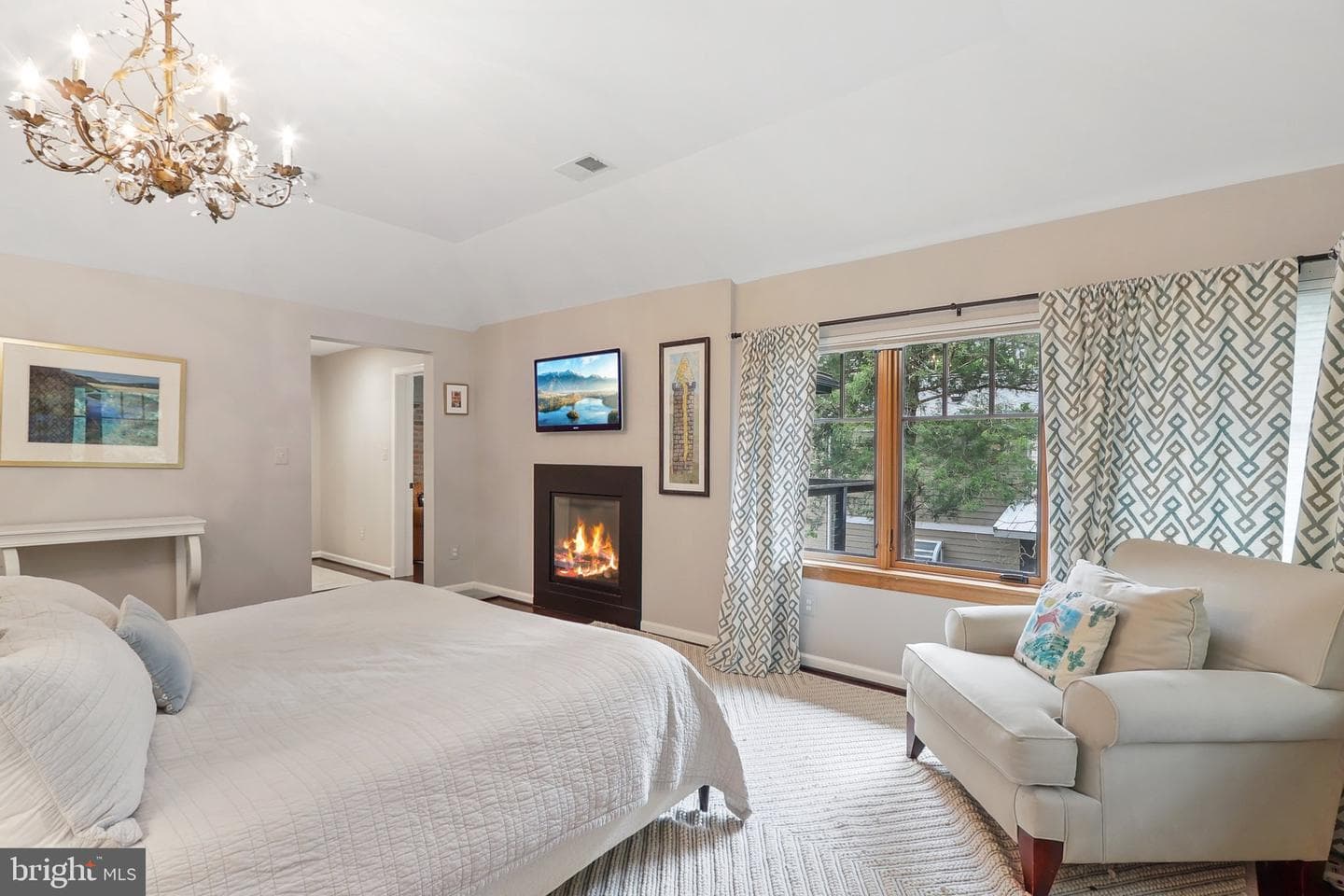 6036 Broad Street photo 14